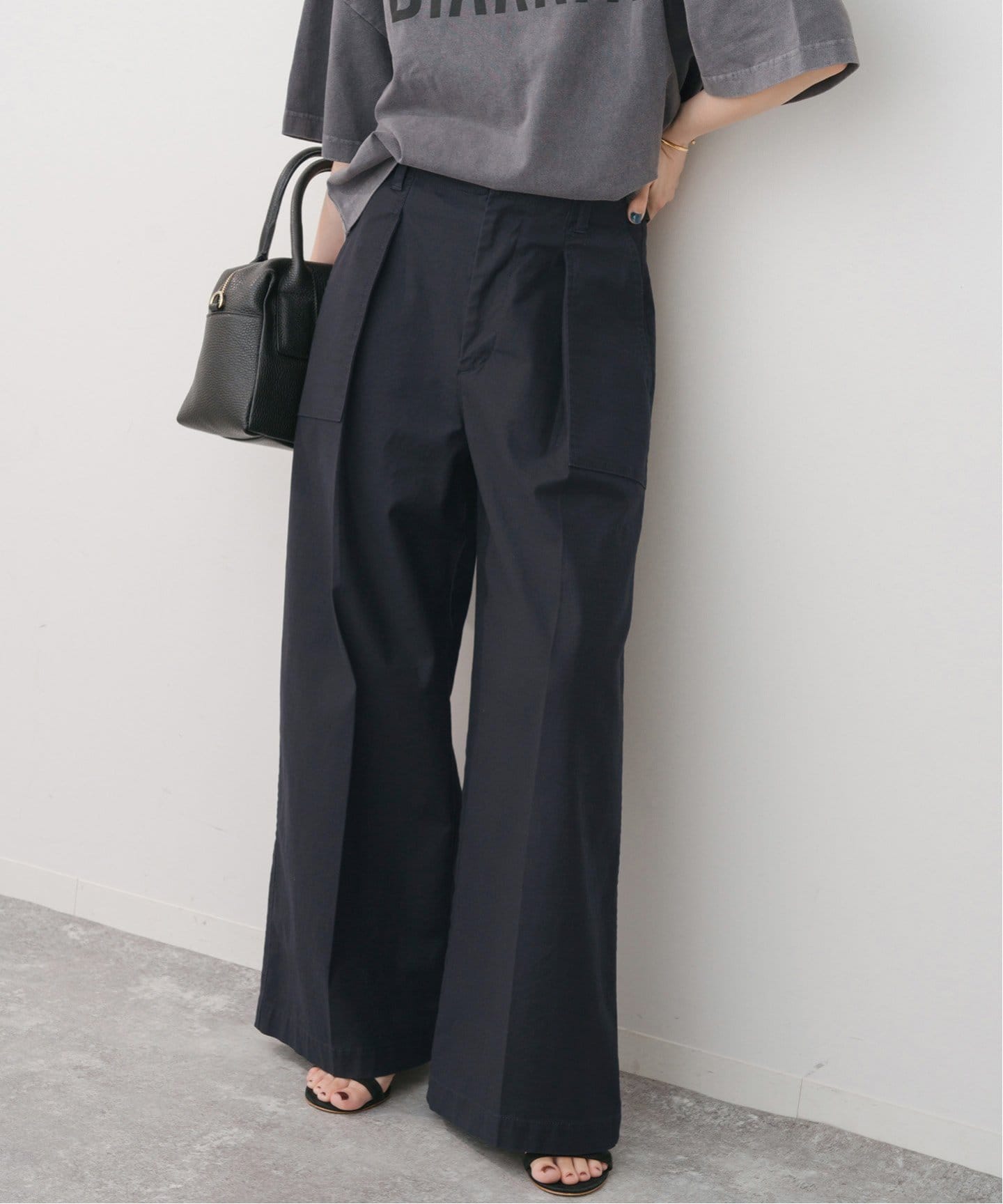 さらさま専用ligdot⭐︎サテンカーゴパンツ⭐︎ワイドパンツ☆リグドット 美品 Lig.リグドット サテンワイドカーゴパンツ - メルカリ