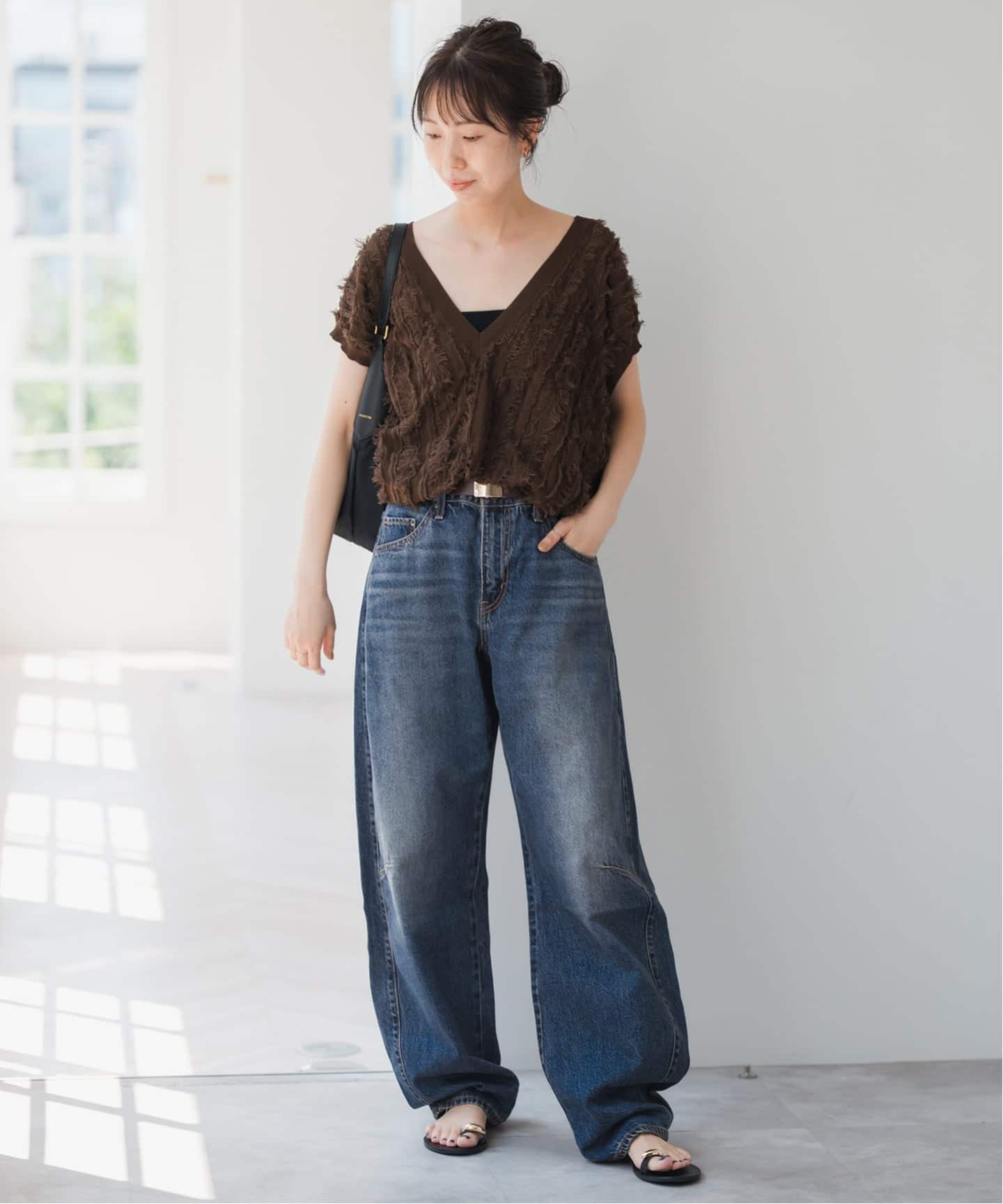 デニム・ジーパン Levi's FW25 BAGGY DAD BARREL (0039A 0007) BAGGY DAD バレルジーンズ ダークインディゴ – リーバイス®公式