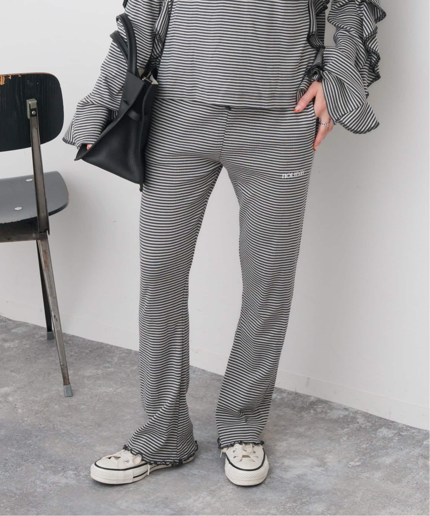 【美品】HOLIDAY Spick&Span sleeve frillT HOLIDAY*Miller Leggings（その他パンツ）｜Spick and Span