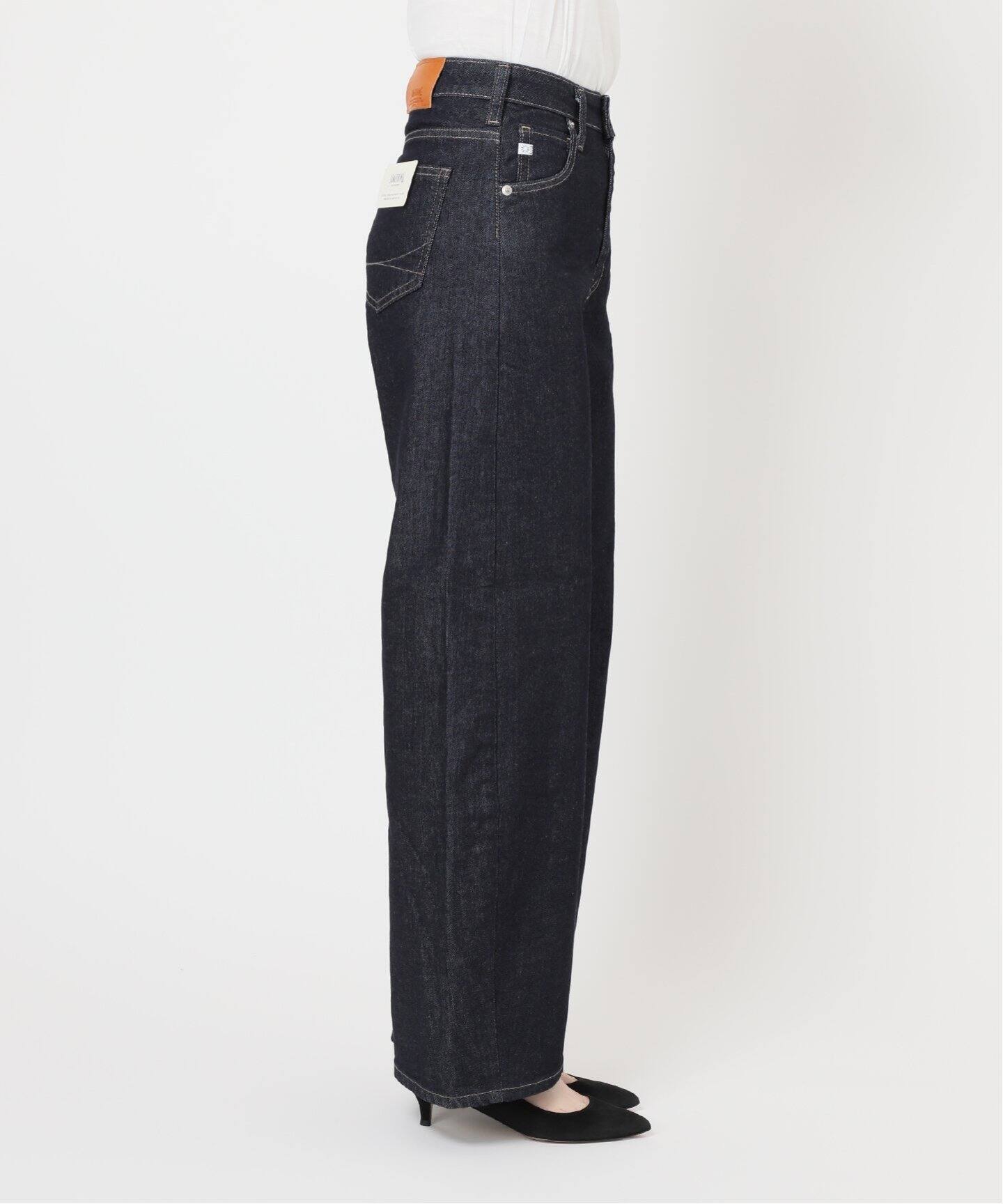 SOMETHING / サムシング 別注HANA CURVE TAPERED（デニムパンツ