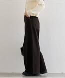 フローストルーズバレルレッグデニム