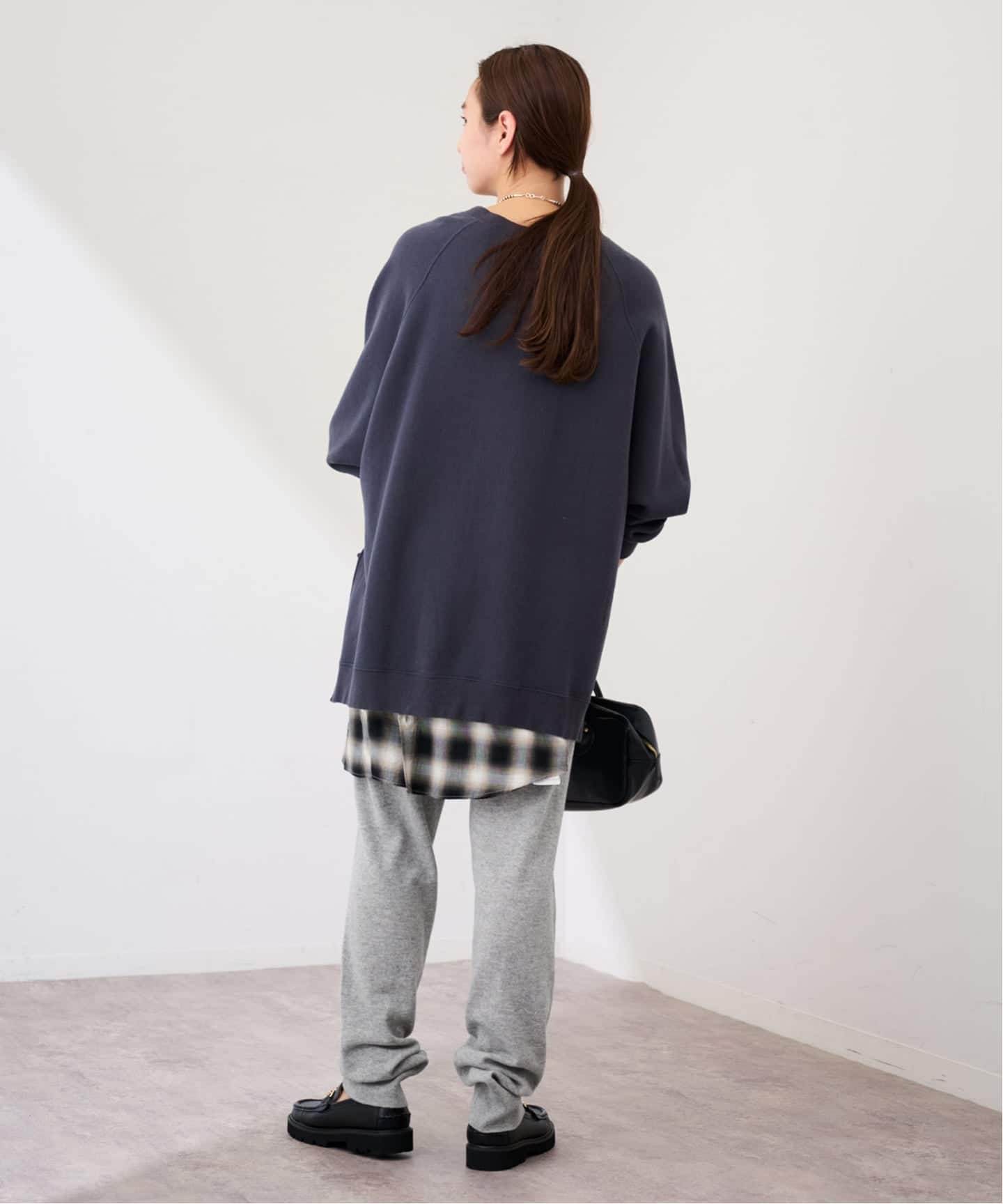 新品タグ付き✨️23AW　￥6.4万　エブール　メタルパーツカシミア ニットパンツ カシミヤ ニットパンツ（その他パンツ）｜FRAMeWORK（フレームワーク