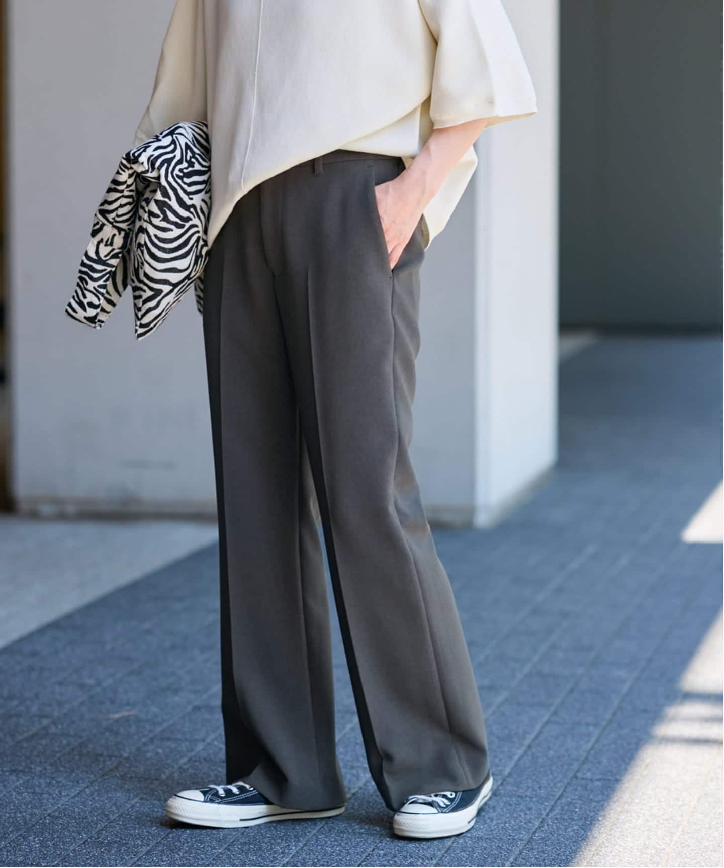 ≪一部カラーWEB限定 / 追加予約≫セミフレアパンツ（スラックス