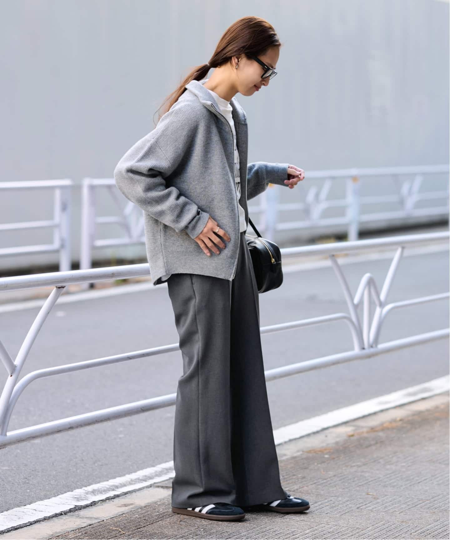 ≪WEB限定 / 追加≫セミフレアパンツ 2（スラックス）｜FRAMeWORK