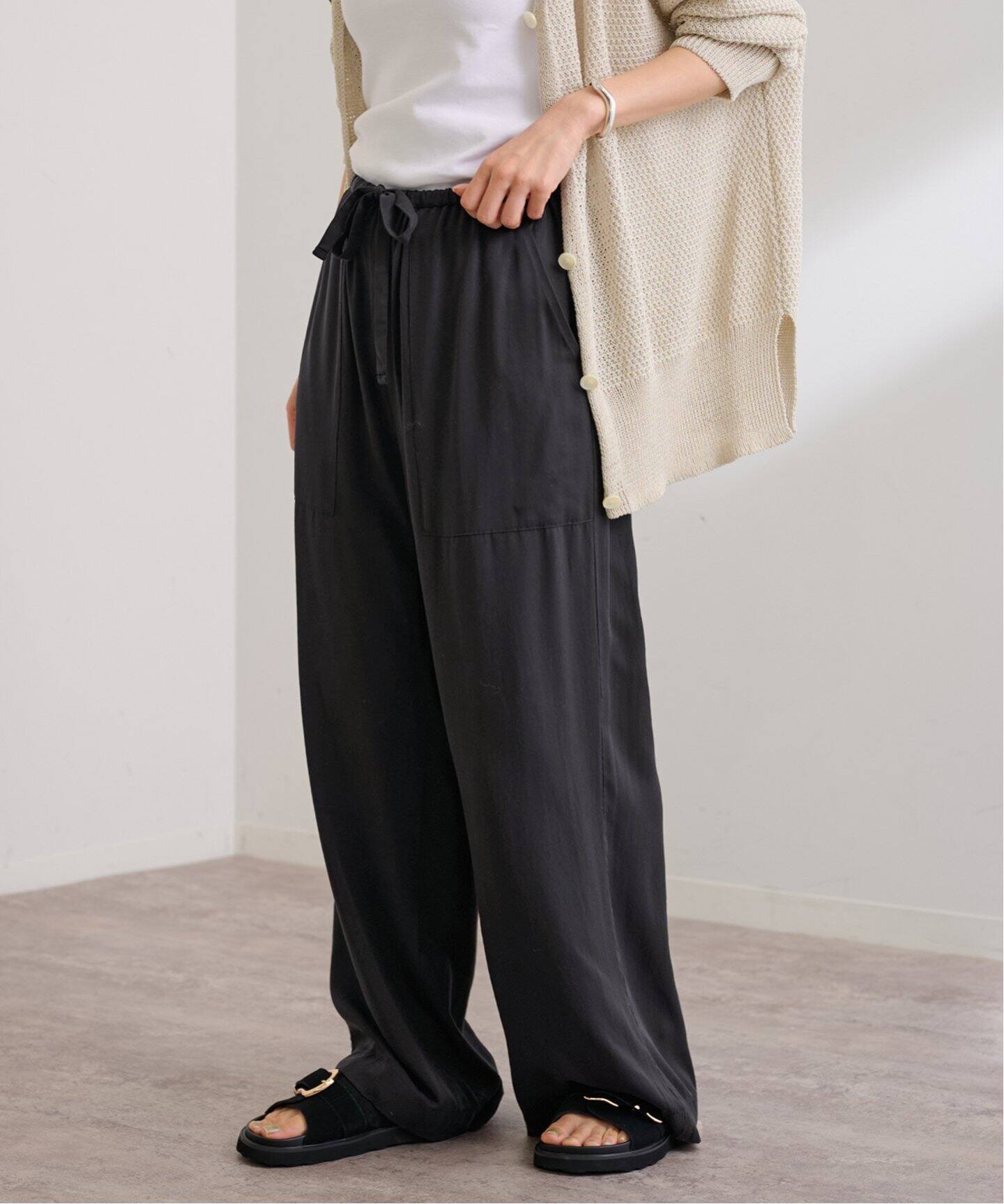 FRAMeWORK イージーワークパンツ FRAMeWORK パンツ 「追加」サテンストレッチイージーパンツ2