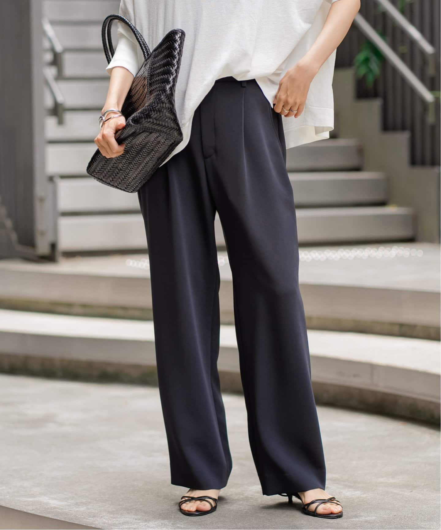 FRAMeWORK トリアセエアリークロスストレートパンツ38 トリアセエアリークロスストレートパンツ（スラックス