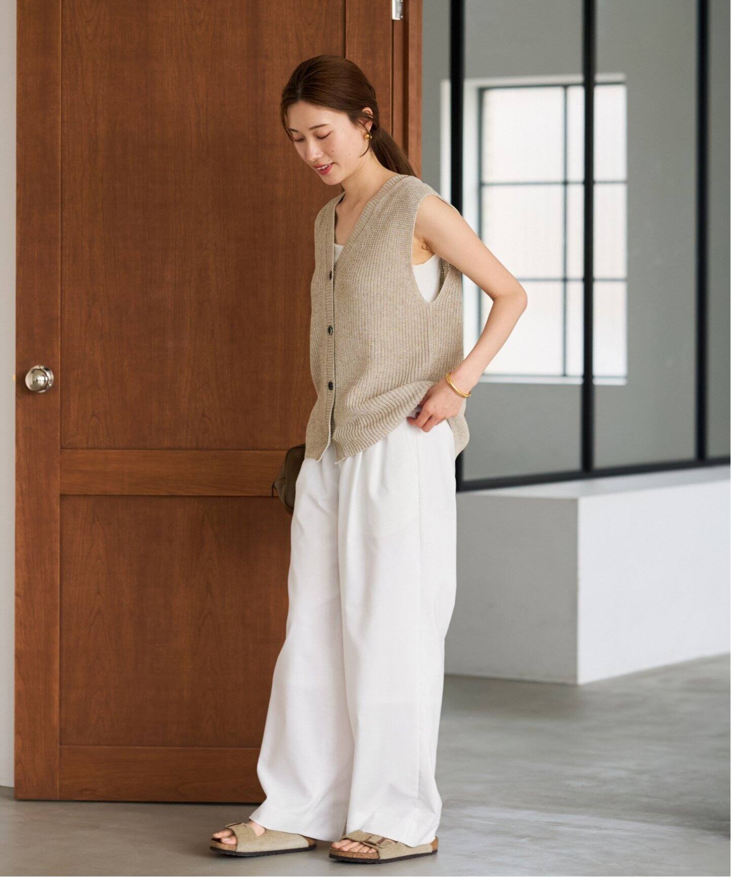 新品タグ付き FRAMeWORK リネンライククロスタックパンツ 38 楽天市場】【SALE／30%OFF】リネンライククロスタックパンツ