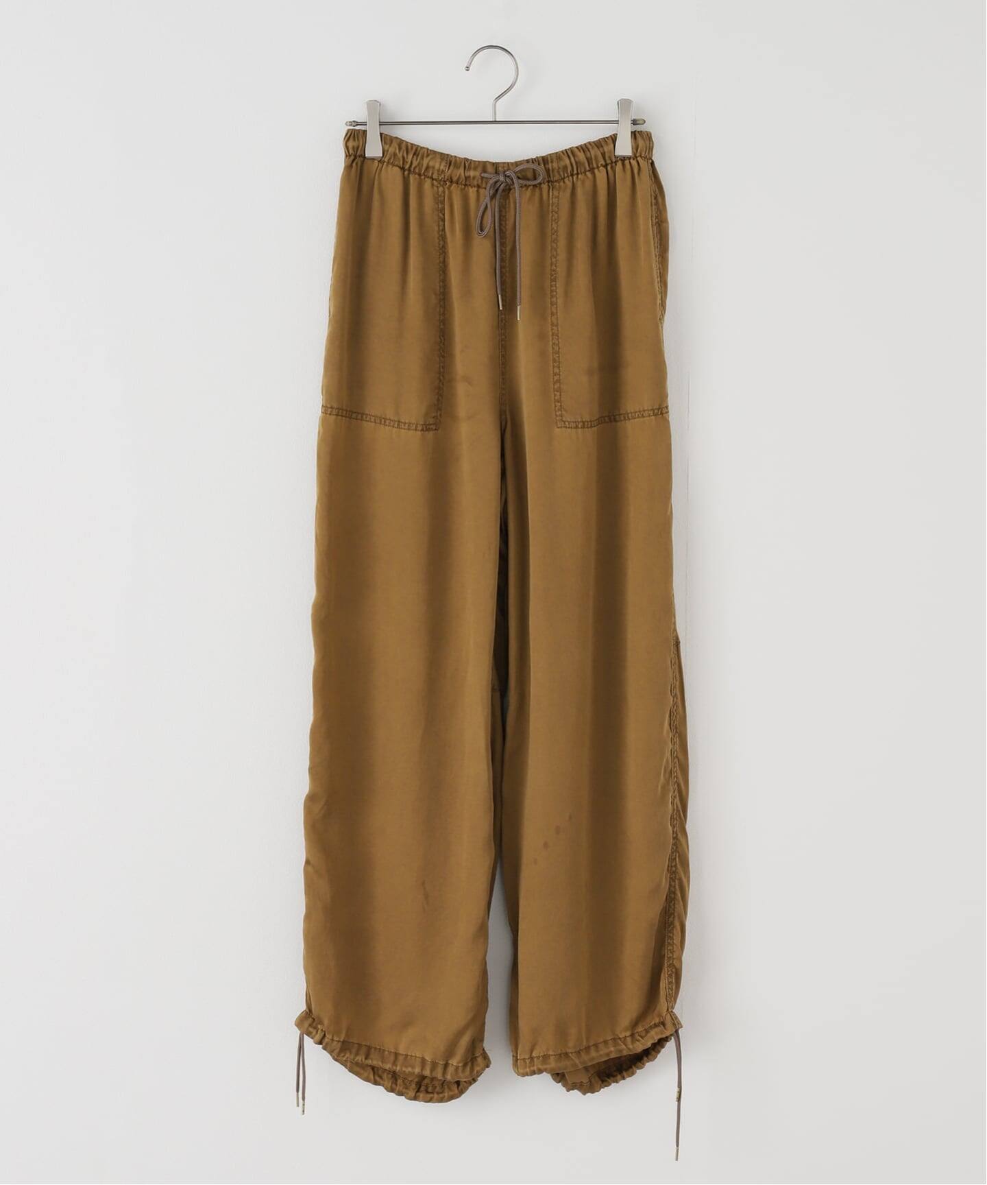 ピグメントサテンパンツ（スラックス）｜FRAMeWORK（フレーム