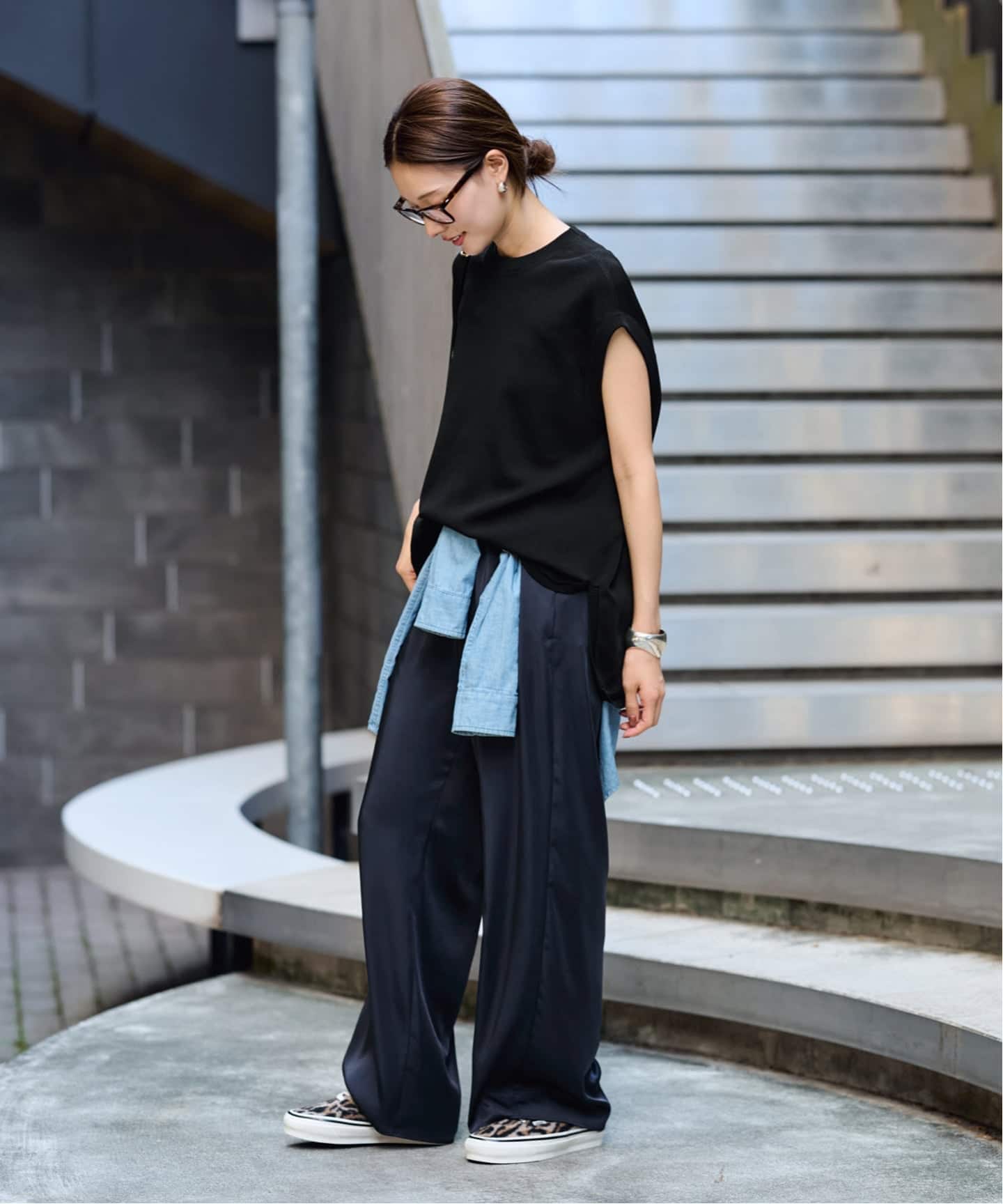 サテンイージーパンツ（その他パンツ）｜FRAMeWORK（フレーム