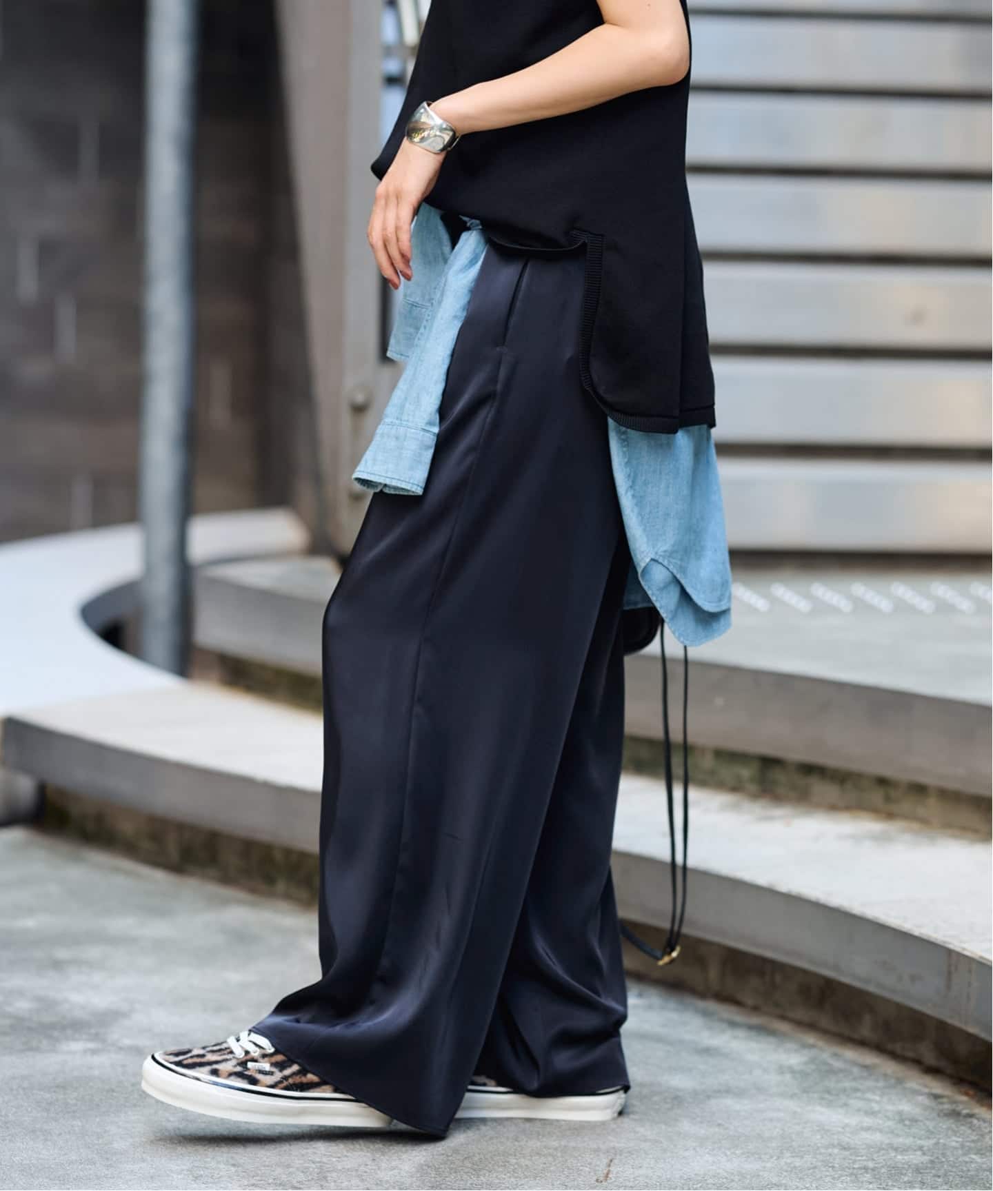 FRAMeWORK イージーワークパンツ サテンストレッチイージーパンツ（その他パンツ）｜FRAMeWORK