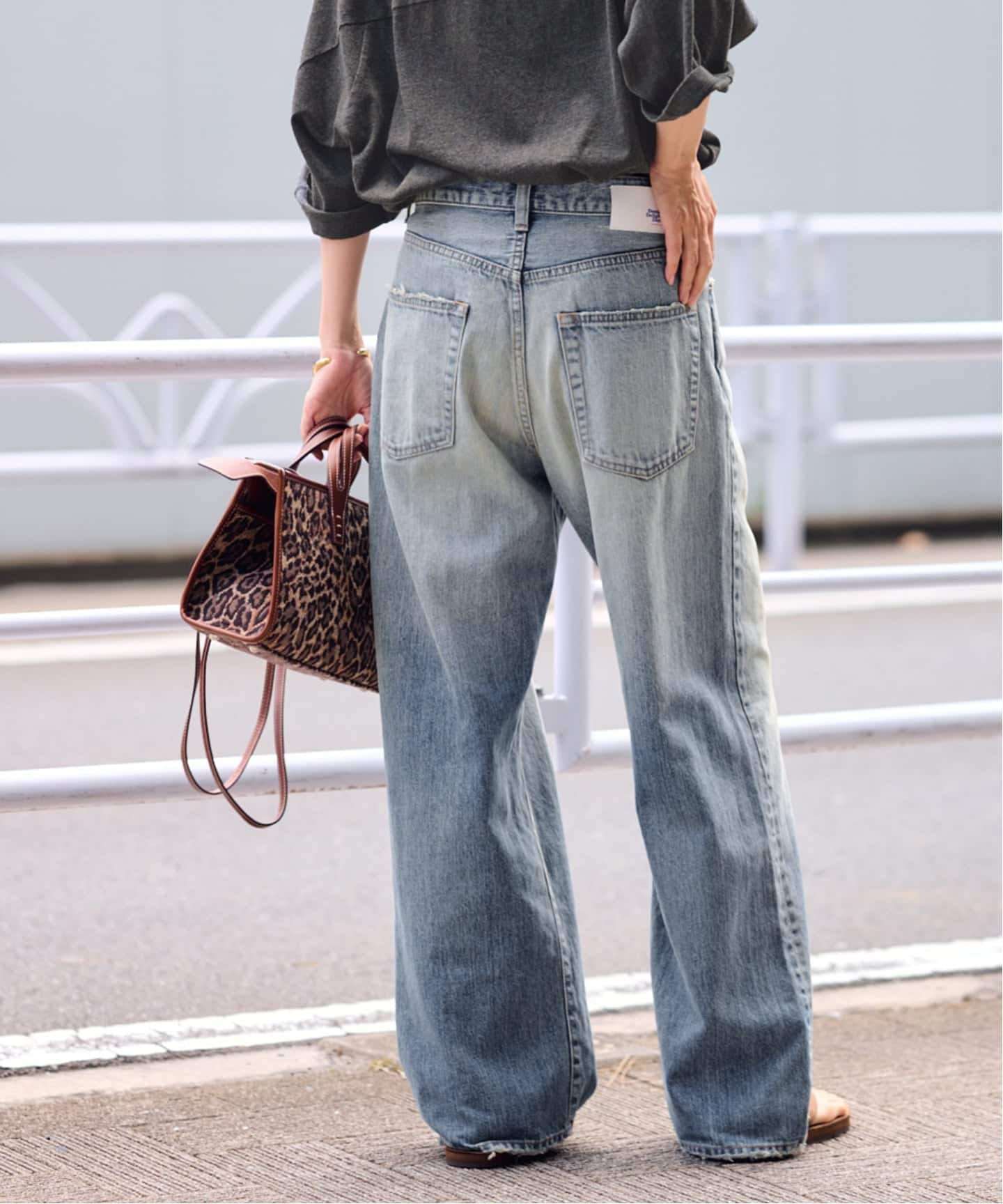 フレームワーク　デニムデライト　セルヴィッチデニム　ワイドジーンズ　28サイズ DENIM DELIGHT/デニムデライト セルビッチデニムワイドジーンズ