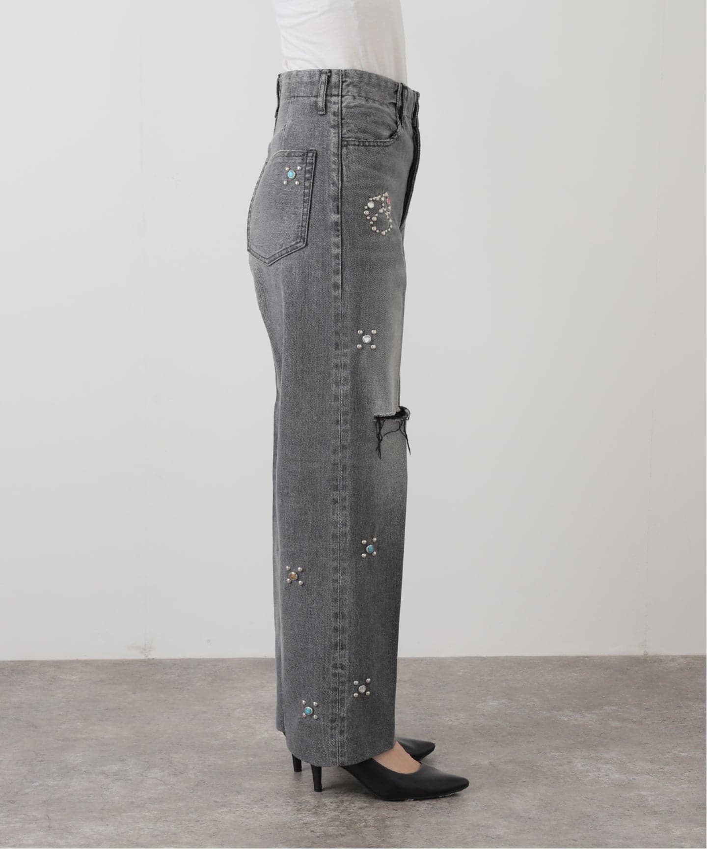 TANAKA + THENIME】 STUDS DAMAGE TROUSERS DENIM（デニムパンツ
