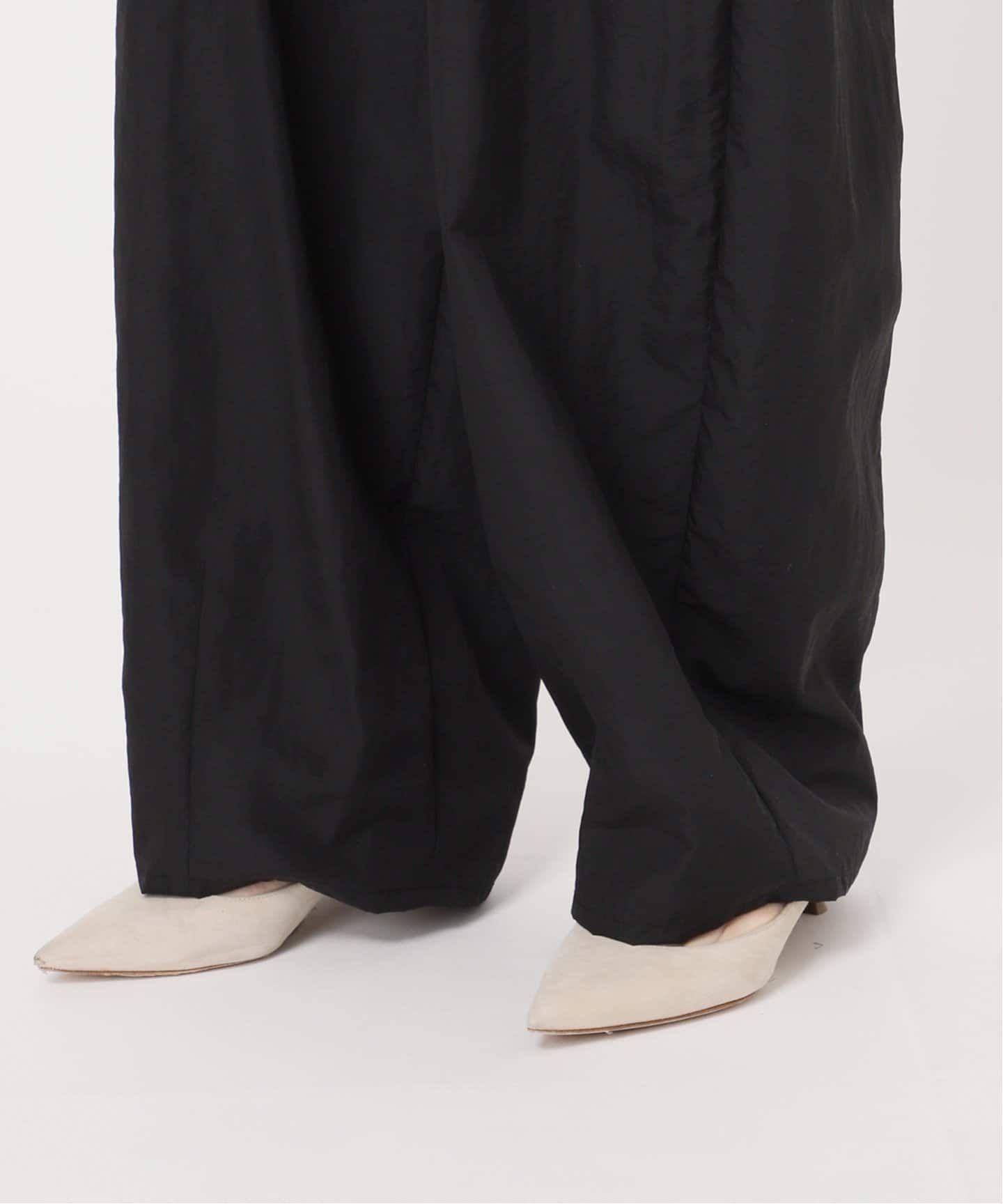 ナイロンタフタボリュームパンツ（その他パンツ）｜NOBLE
