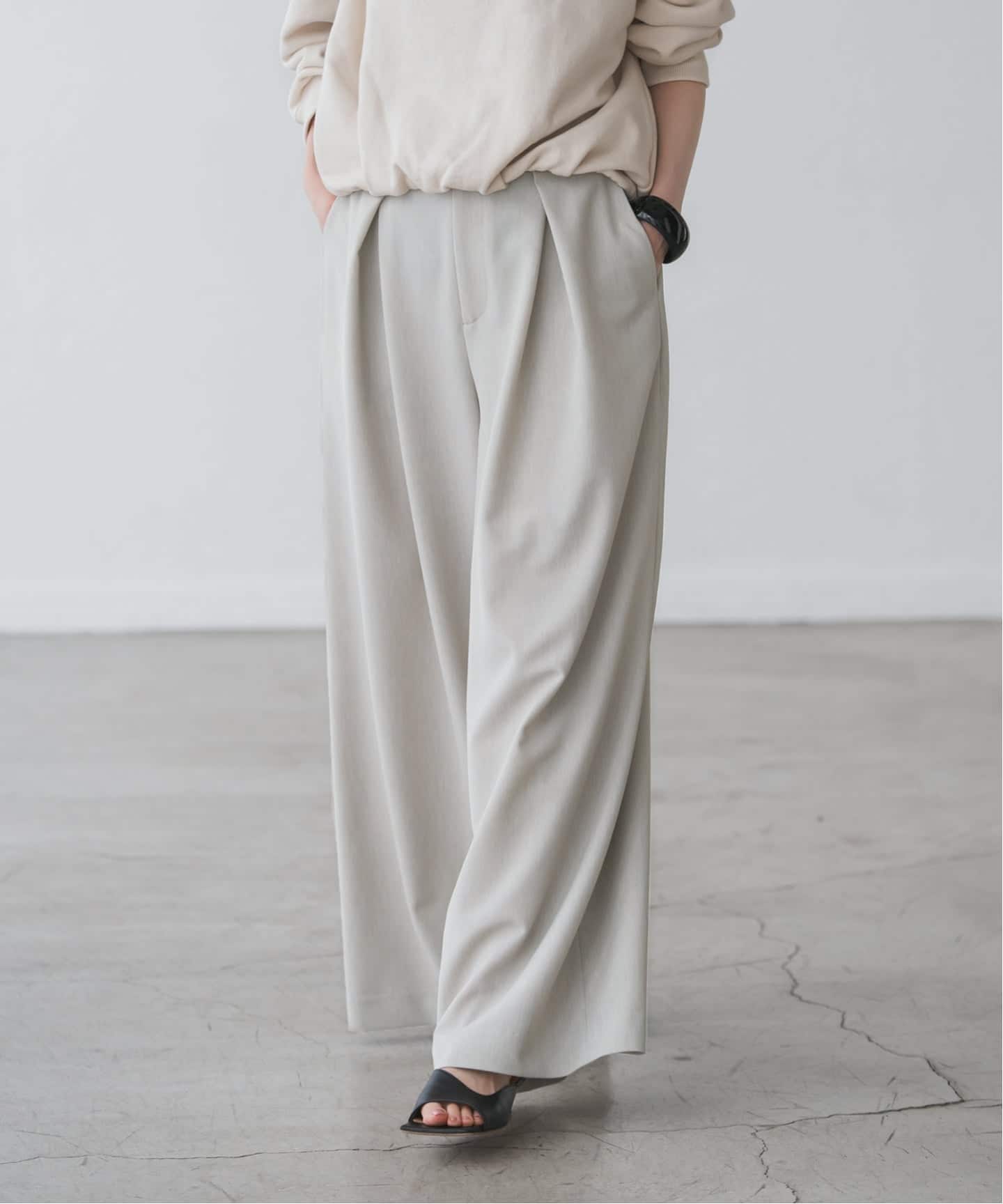 ウエストタックボリュームパンツ（スラックス）｜NOBLE（ノーブル）の