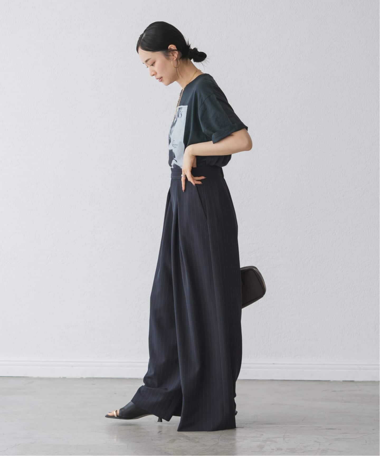 ウエストタックボリュームパンツ（スラックス）｜NOBLE