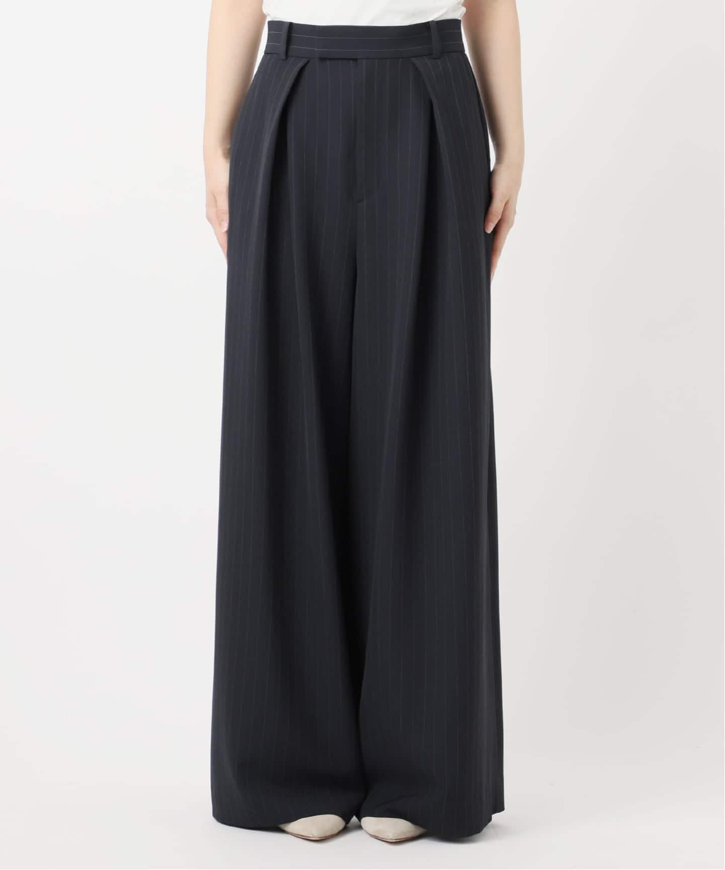 ウエストタックボリュームパンツ（スラックス）｜NOBLE