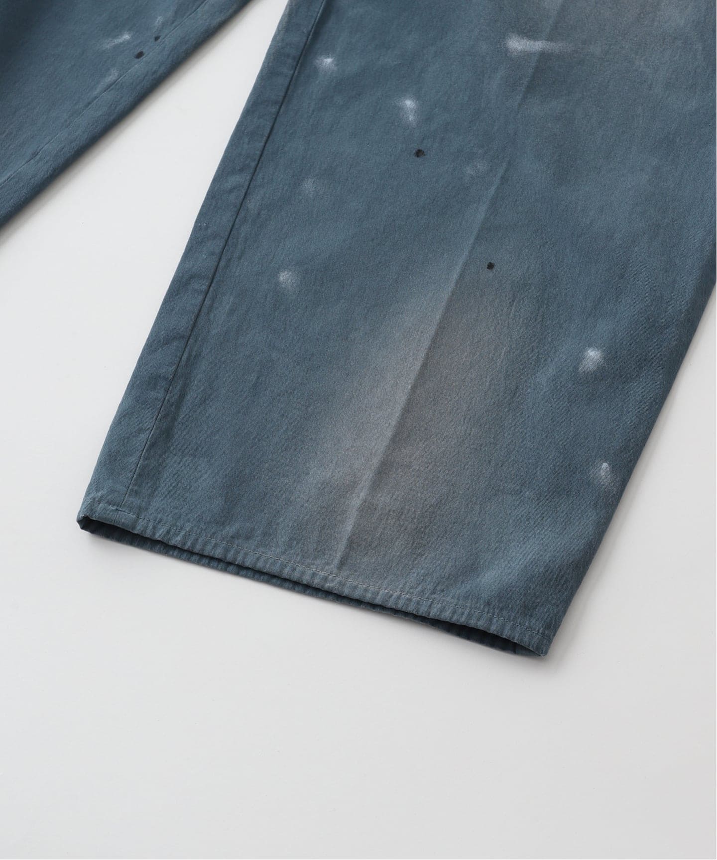 エディフィス（EDIFICE）/LA BOUCLE (ラブークル) HARDTWIST POWDER FADE パンツ LA BOUCLE (ラブークル) HARDTWIST POWDER FADE パンツ（スラックス