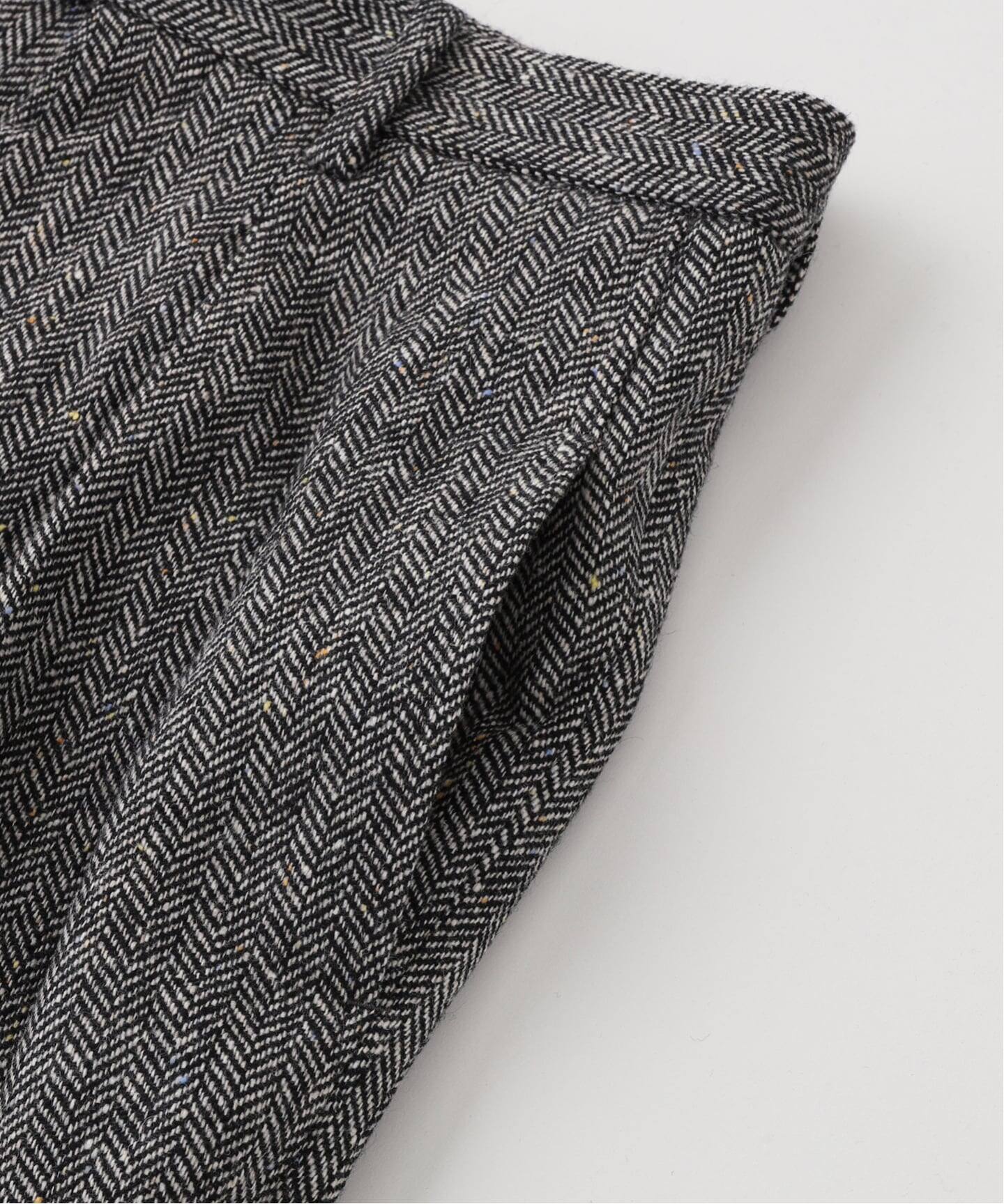 m's braque (エムズ ブラック) TUCK WIDE BUGGY パンツ(へリンボン