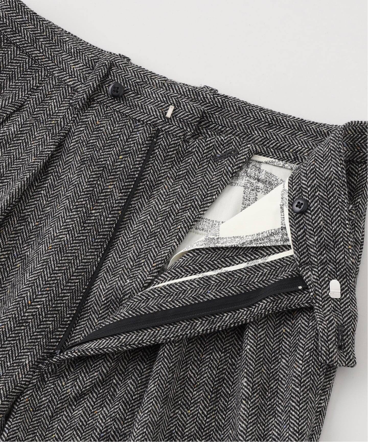 m's braque (エムズ ブラック) TUCK WIDE BUGGY パンツ(へリンボン