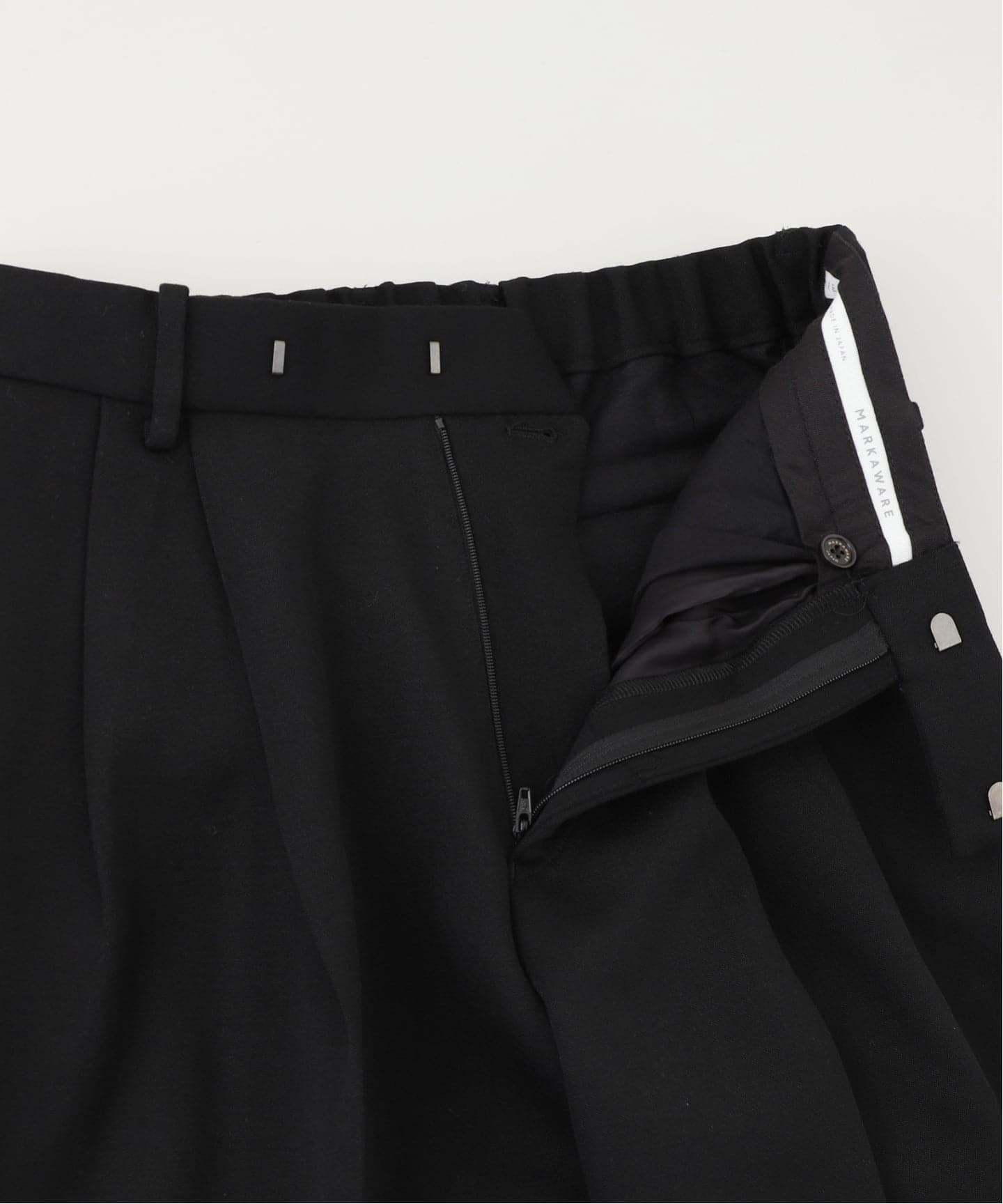 MARKAWARE（マーカウェア）DOUBLE PLEATED WIDE TROUSERS（スラックス