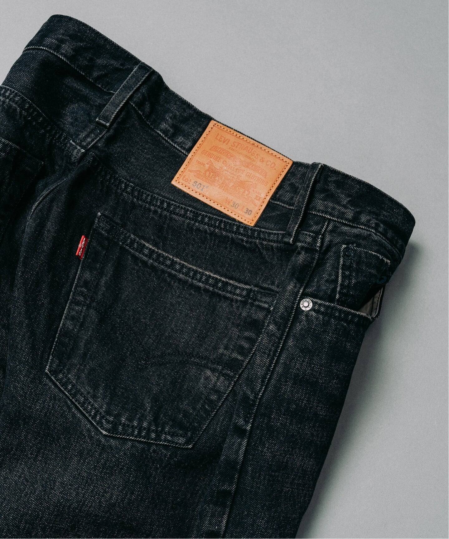 再入荷》LEVI