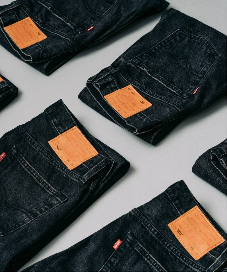 再入荷》LEVI