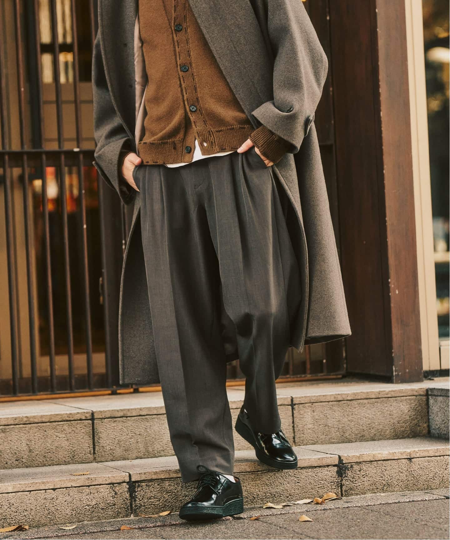 4WAYストレッチ” オーセンティック2タックパンツ（スラックス）｜417