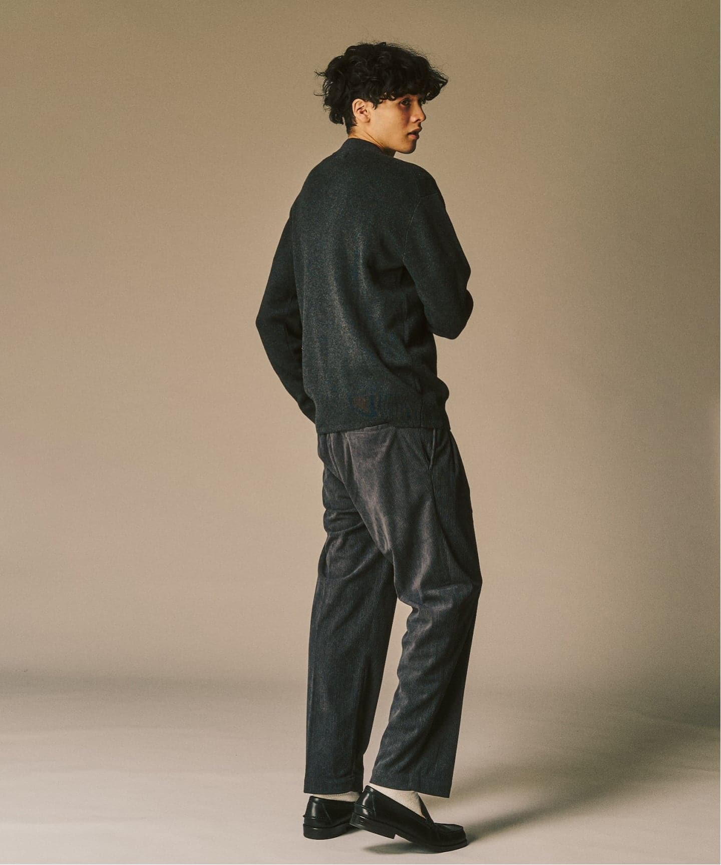 P コーデュロイ2タックパンツ 