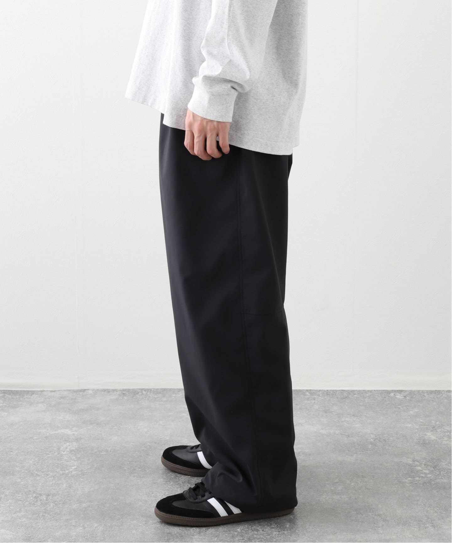 STILL BY HAND / スティルバイハンド Airy wide pants
