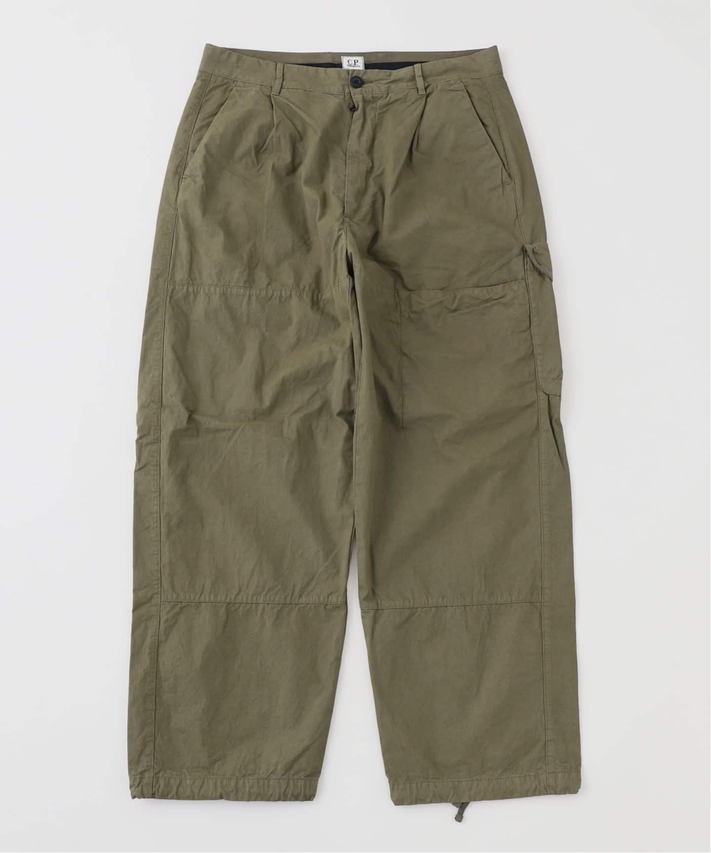 C.P. Company シーピーカンパニー カーゴ ショートパンツ ベージュ C.P. Company（ショートパンツ）のフリマアイテム一覧