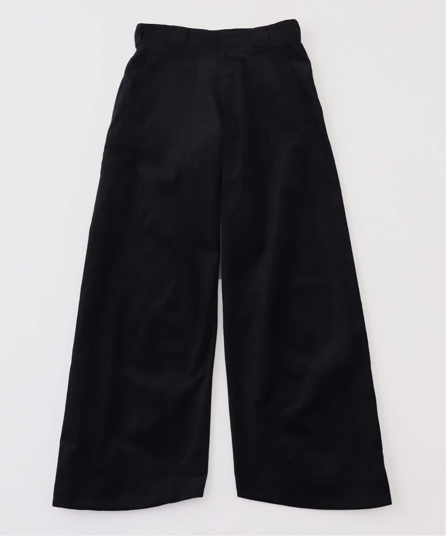 YUKI HASHIMOTO TWISTED WORK PANTS ブラック YUKI HASHIMOTO(ユウキハシモト)のTWISTED WORK PANTS BLACKの通販