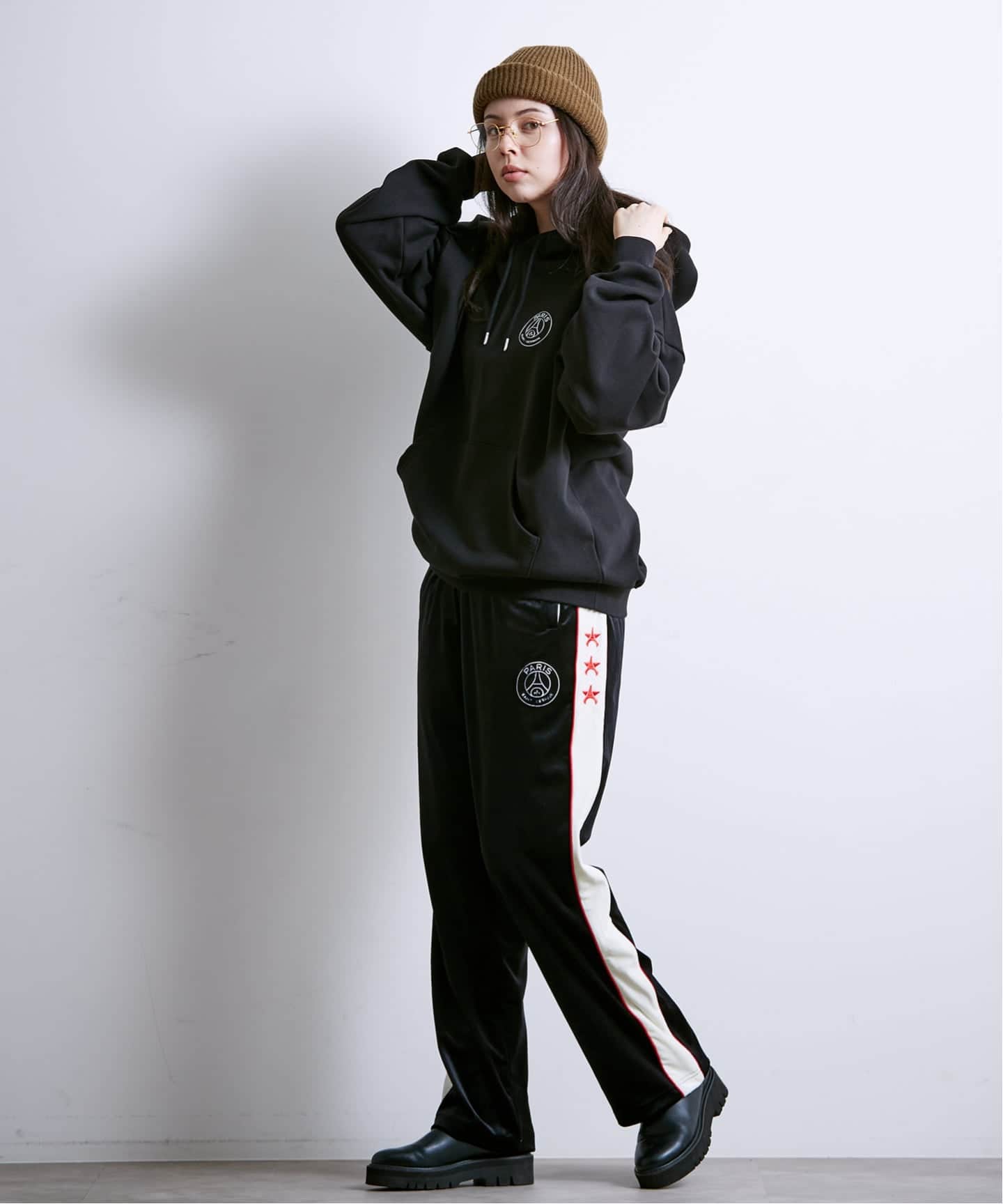 Paris Saint-Germain / パリ・サン＝ジェルマン】JP VELOR PANTS
