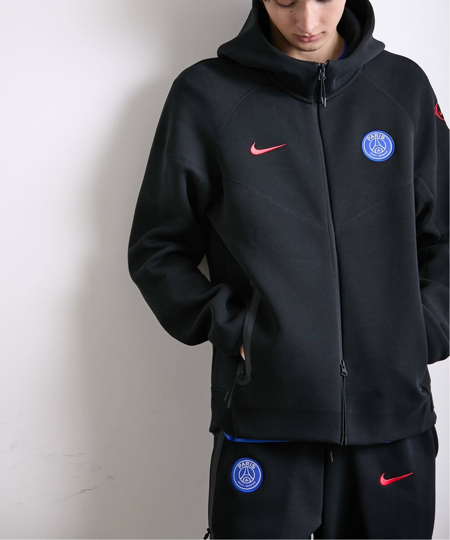 NIKE Paris コラボ　ジャージ NIKE / ナイキ】PSG M NSW TCH FLC JGGR 3R HQ3878- 010（ジャージ
