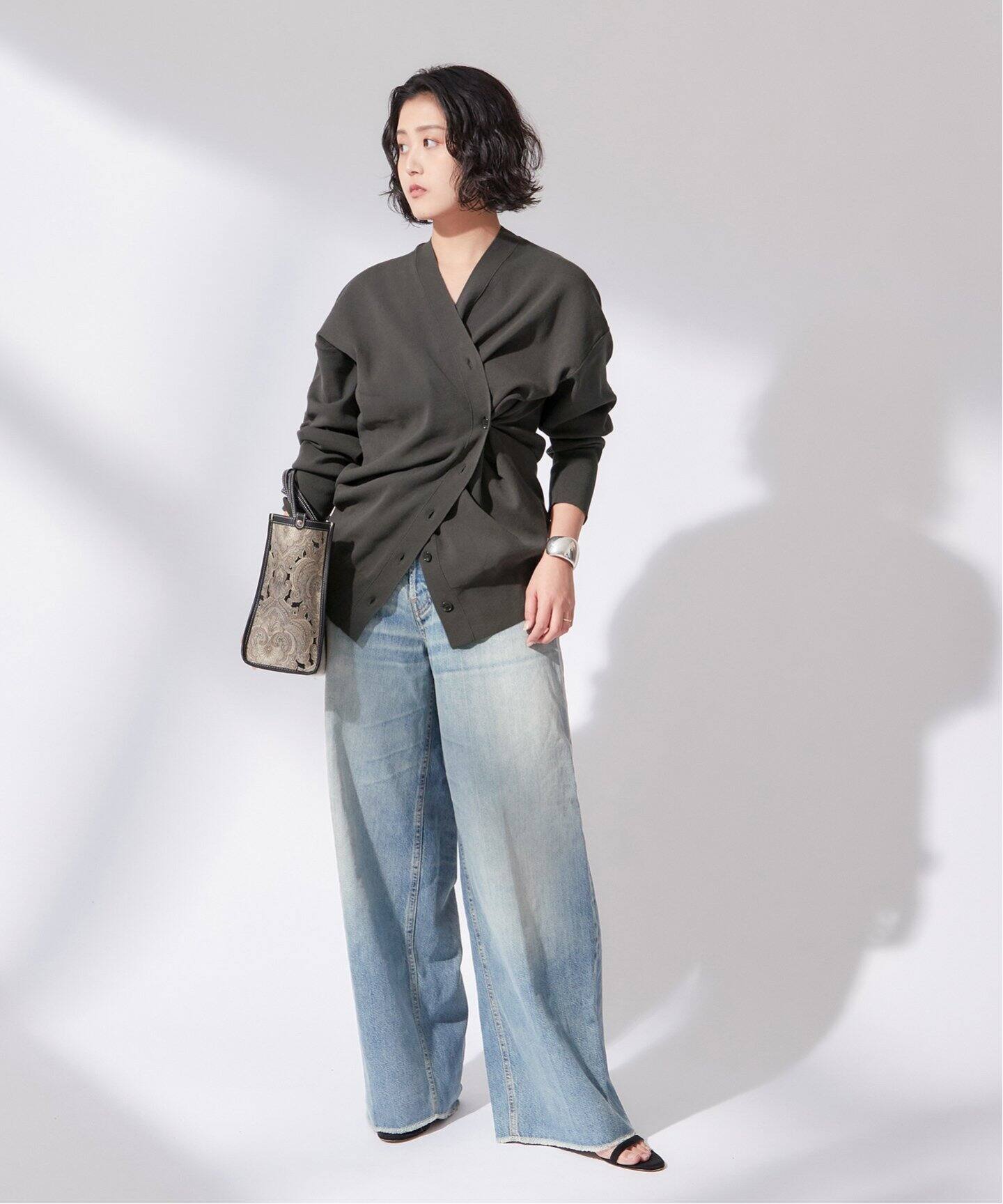 HAIKURE/ハイクル】BETHANY ASIAN FIT ICONIC BLUE：デニム（デニム 