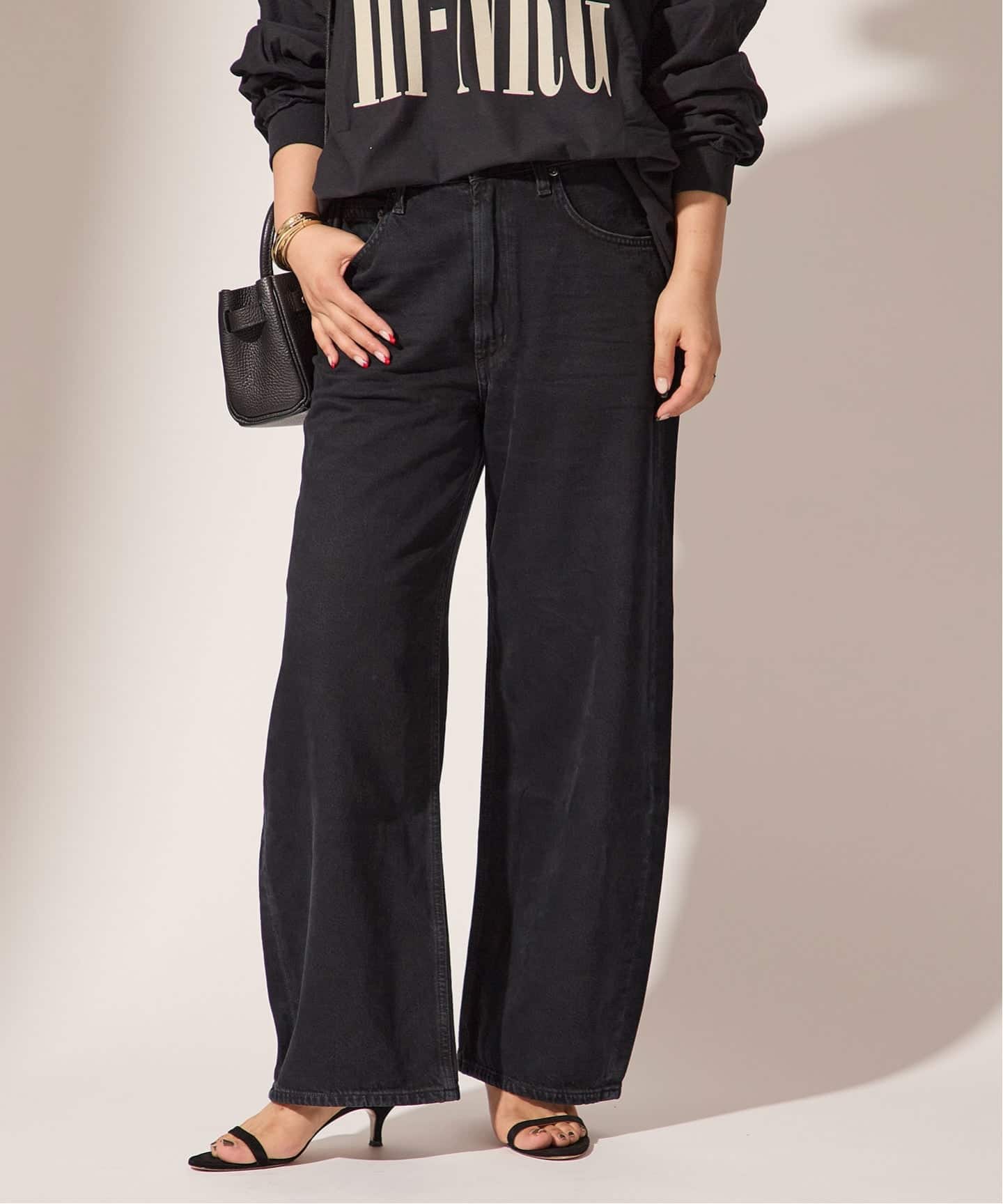 AGOLDE / エーゴールドイー】LOW CURVE JEAN CROP IN CRUSHED