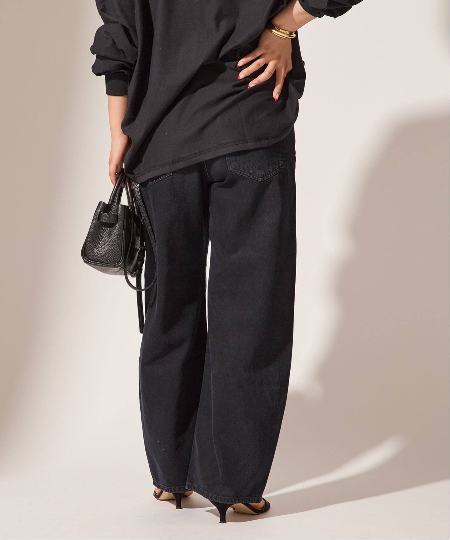 AGOLDE / エーゴールドイー】LOW CURVE JEAN CROP IN CRUSHED：デニム