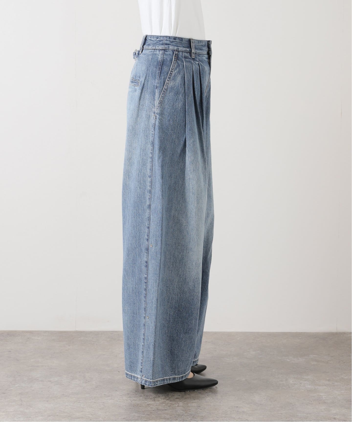 TIBI/ティビ】SPRING DENIM TRIPLE PLEAT PANT：デニム（デニムパンツ