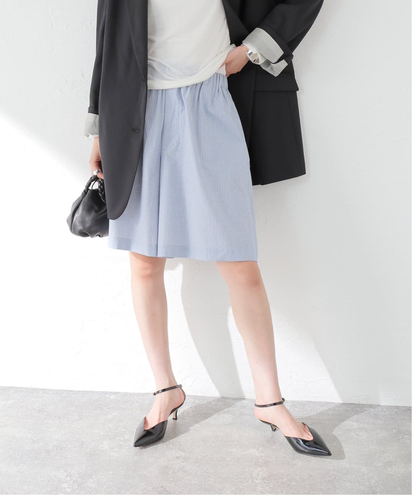 【関税込み】Baserange ブルー Claude ショートパンツ BASERANGE/ベースレンジ】CLAUDE SHORTS:ハーフパンツ