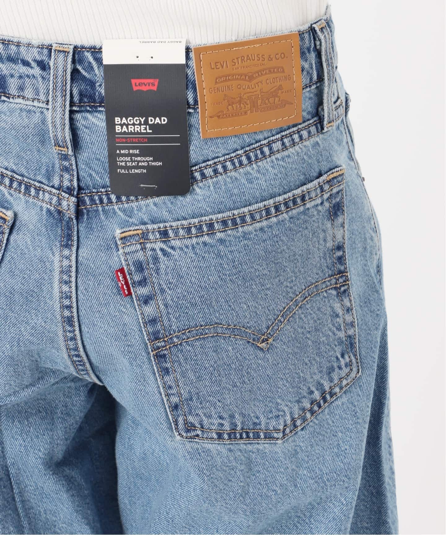 LEVI'S/リーバイス】BAGGY DAD BARREL：デニムパンツ（デニムパンツ