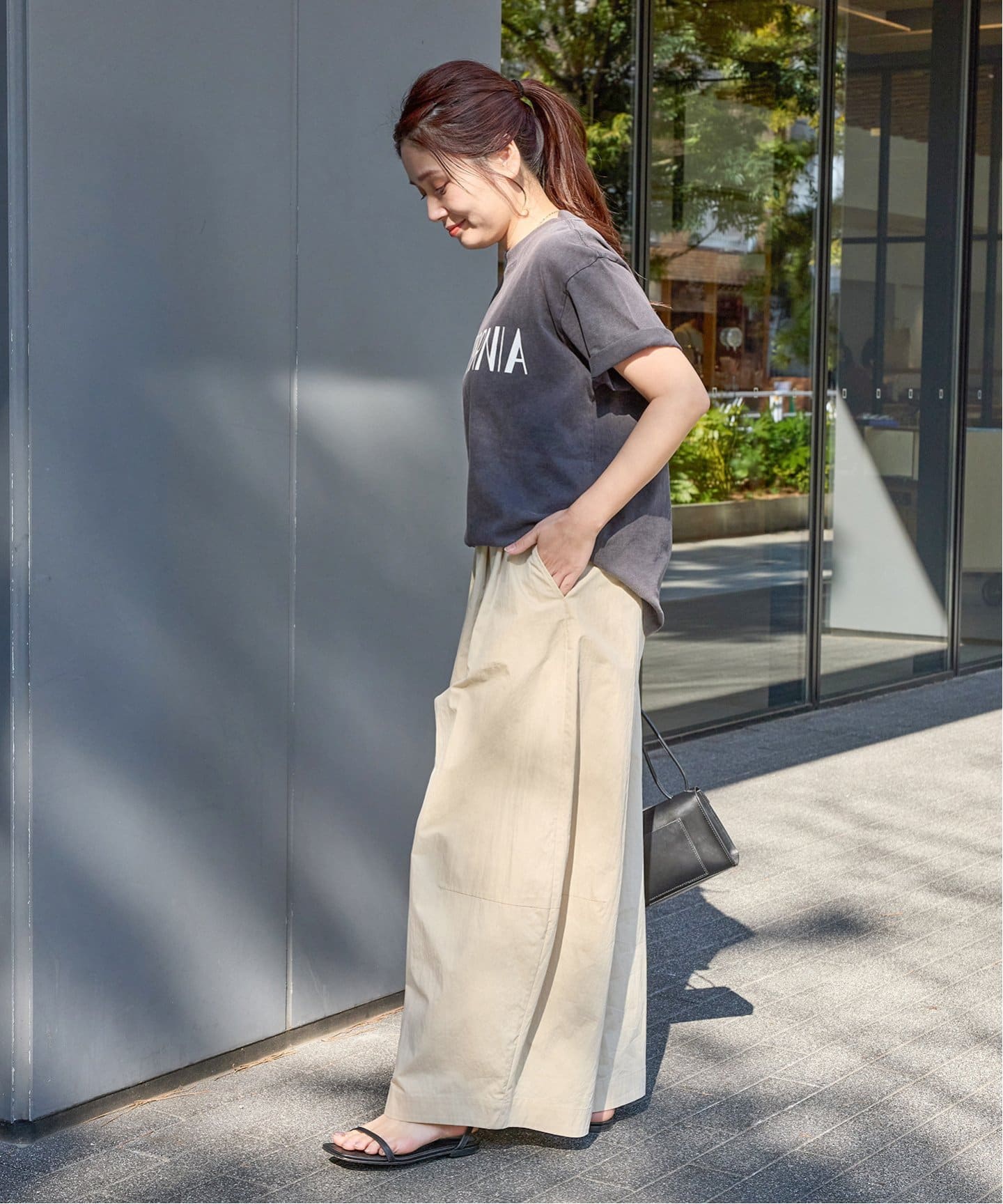 コットンナイロンスーパーワイドコクーンパンツ（その他パンツ
