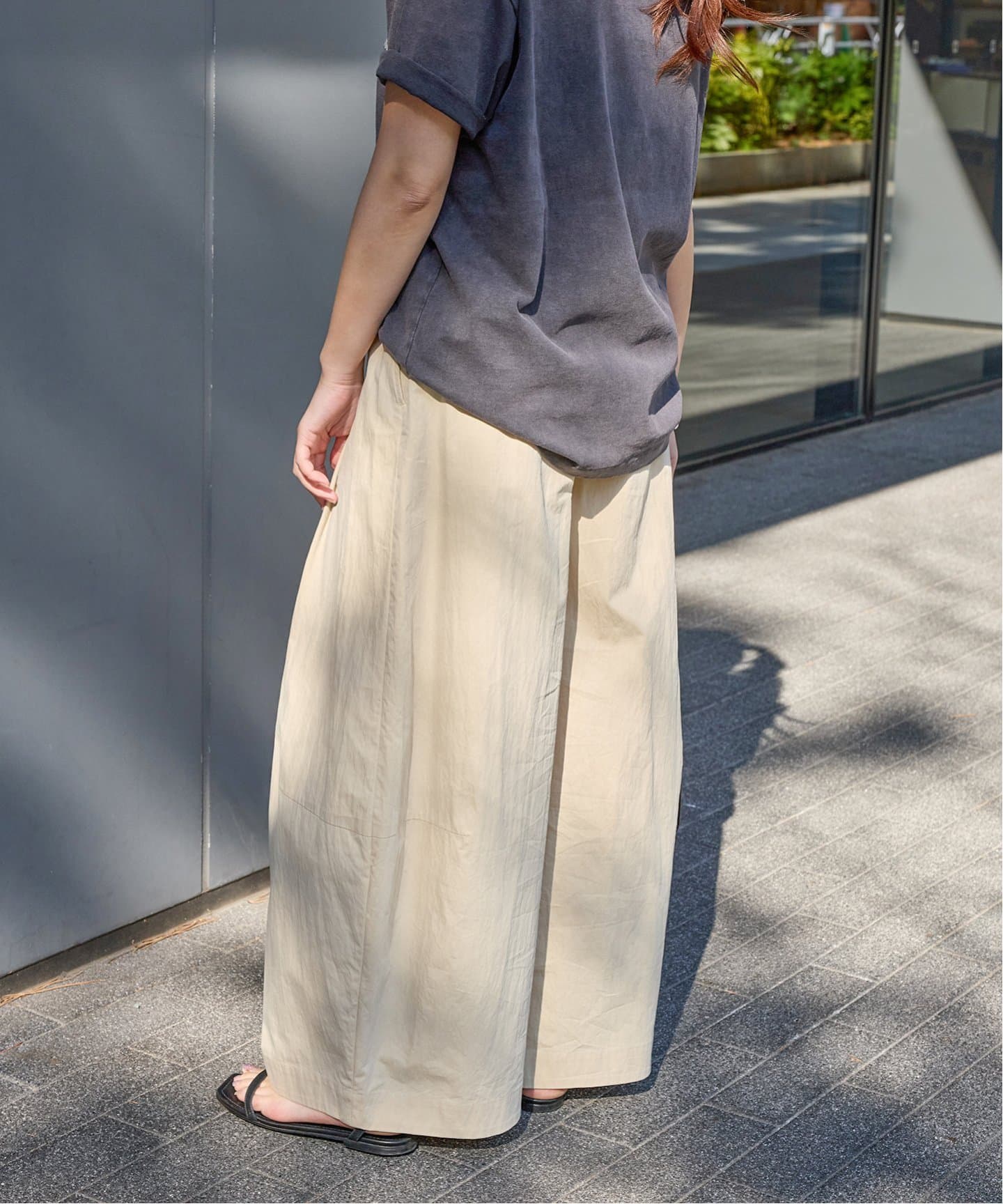 コットンナイロンスーパーワイドコクーンパンツ（その他パンツ