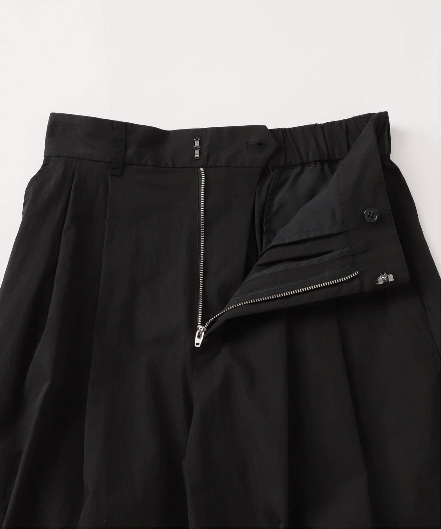 コットンナイロンスーパーワイドコクーンパンツ（その他パンツ