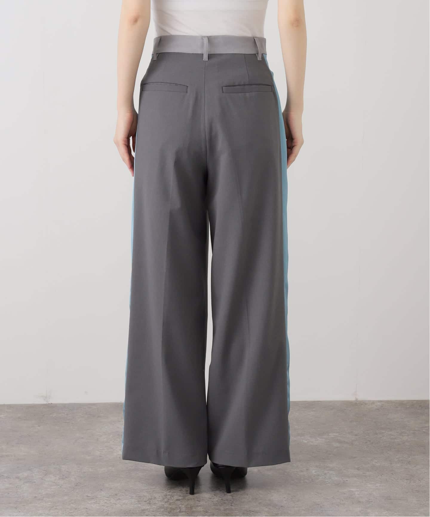 ソモウライクバイカラーラインスラックス（スラックス）｜JOURNAL