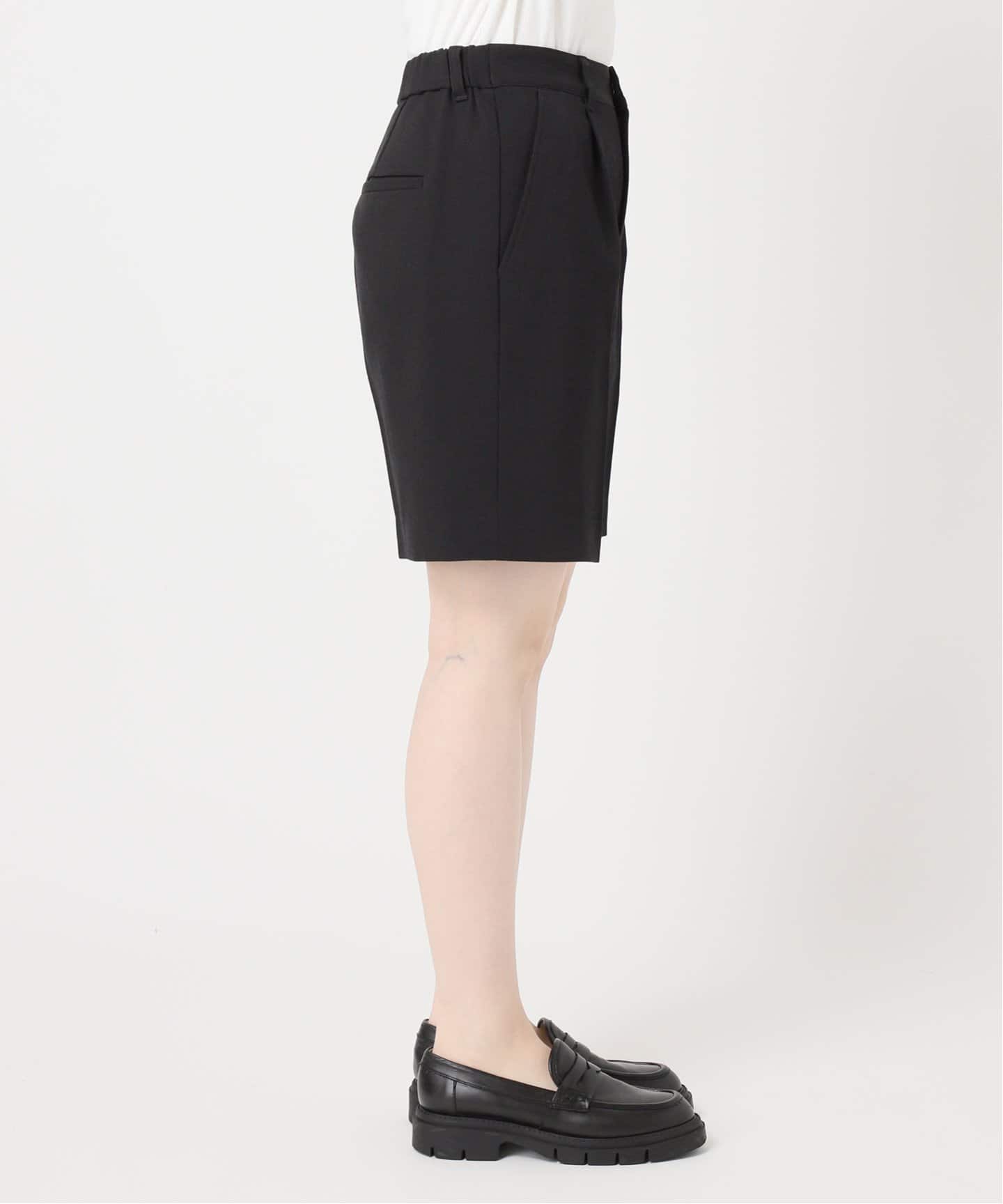ウールライクストレッチショートパンツ（ショート・ハーフパンツ