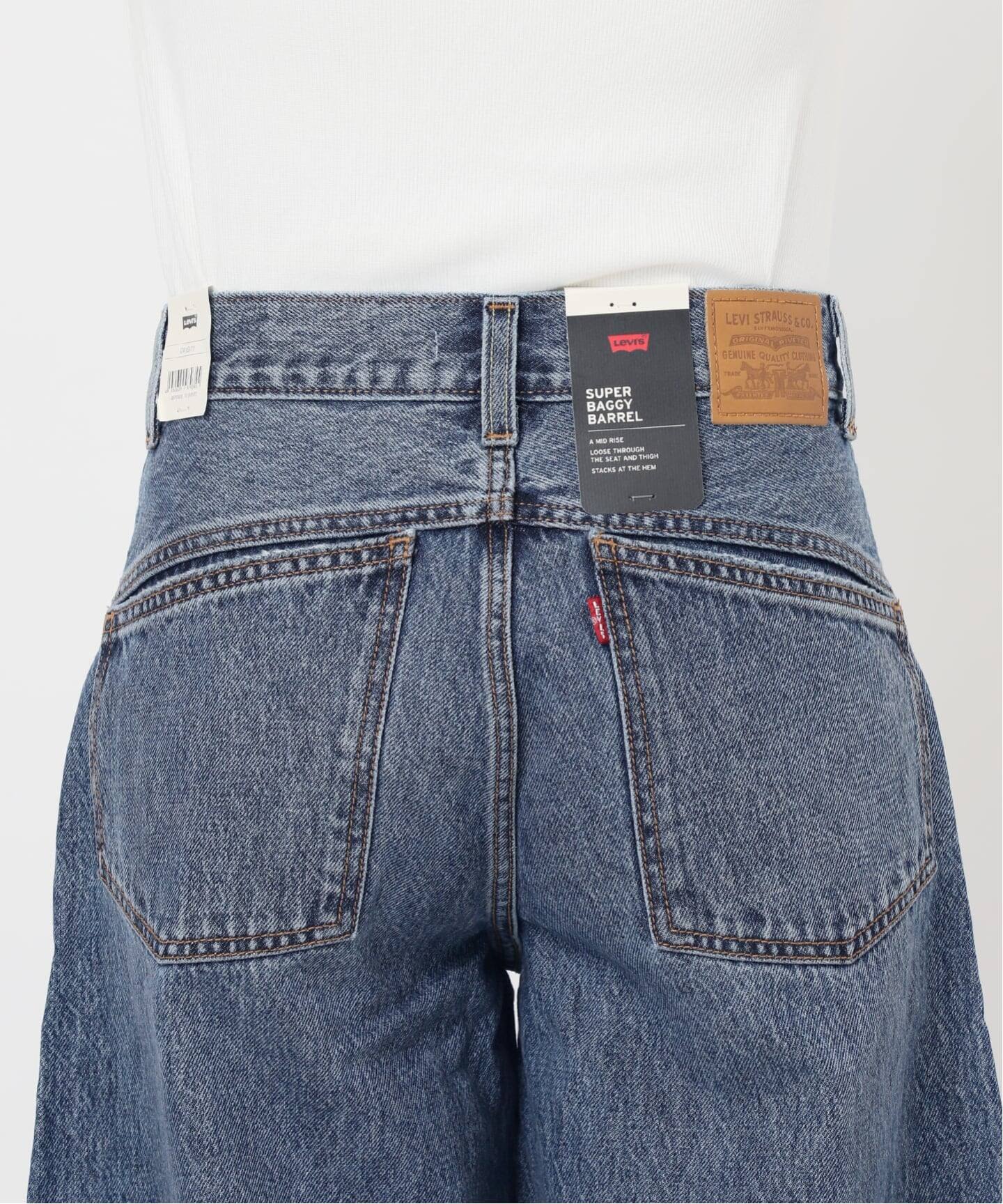 別注LEVI'Sfor JS SUPER BAGGY BARREL FULL Super Baggy Barrel Women's Jeans - Medium Wash | Levi's® US