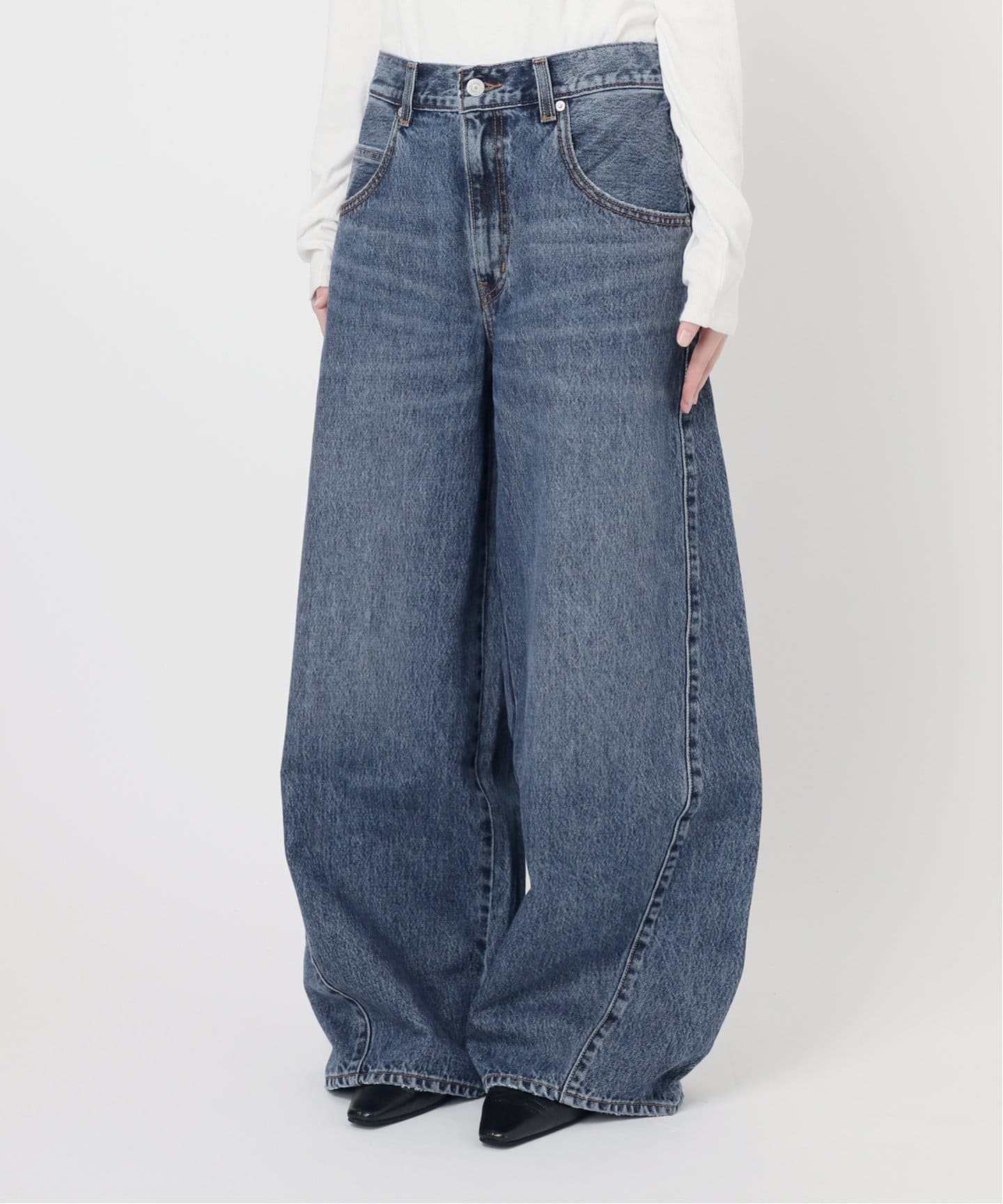 LEVI'S SUPER BAGGY デニム W38 L30 ブルー Levi's（リーバイス）の「Levi's/リーバイス SKATE SUPER BAGGY