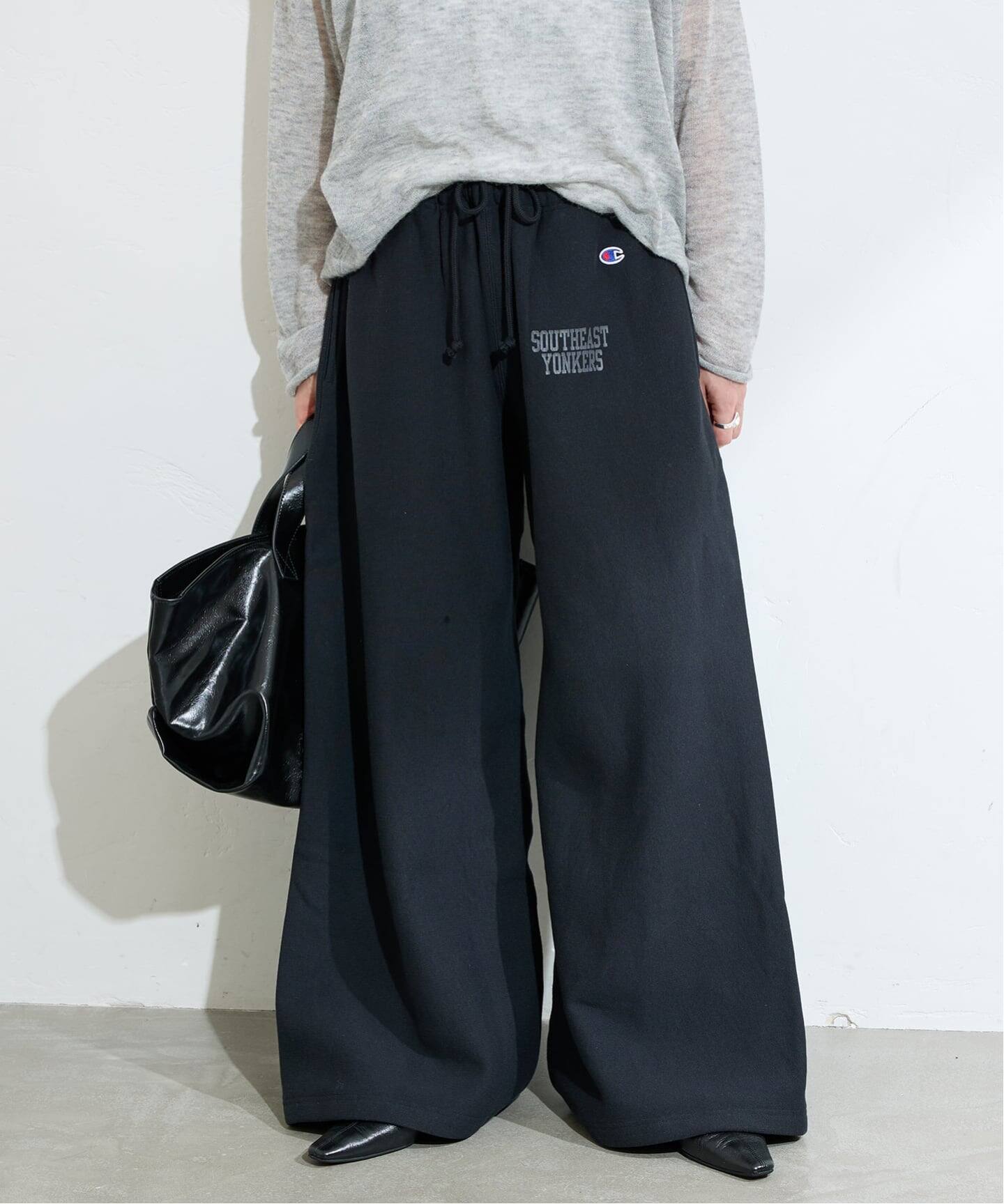 JOURNAL STANDARD 別注チャンピオン　ワッペン付きスウェット Champion（チャンピオン）の「別注【CHAMPION/チャンピオン