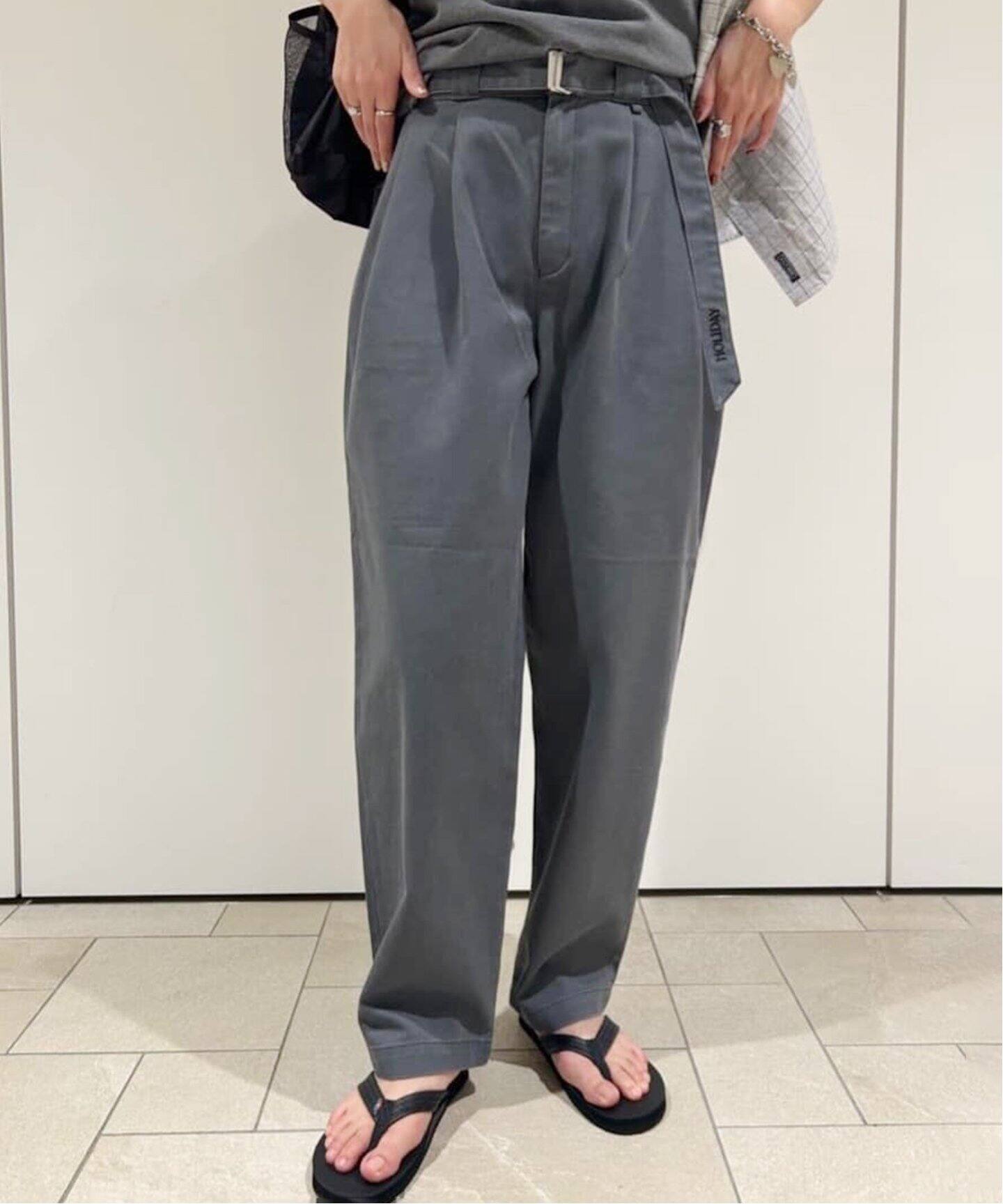 HOLIDAY/ホリデイ】DICKIES BELTED 2TUCK PANTS（その他パンツ