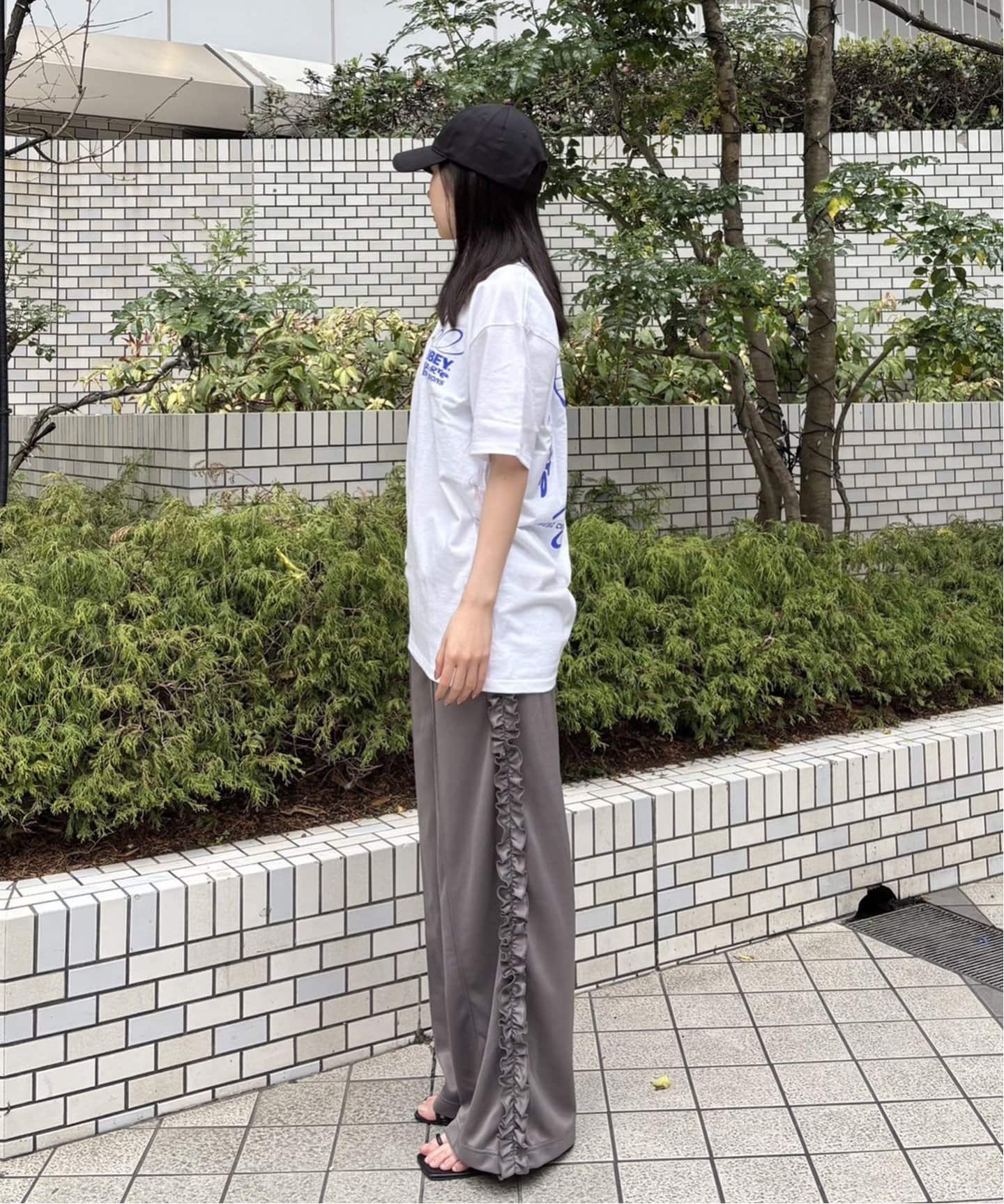 一部店舗+WEB限定》サイドフリルジャージーパンツ（ジャージ／トラック