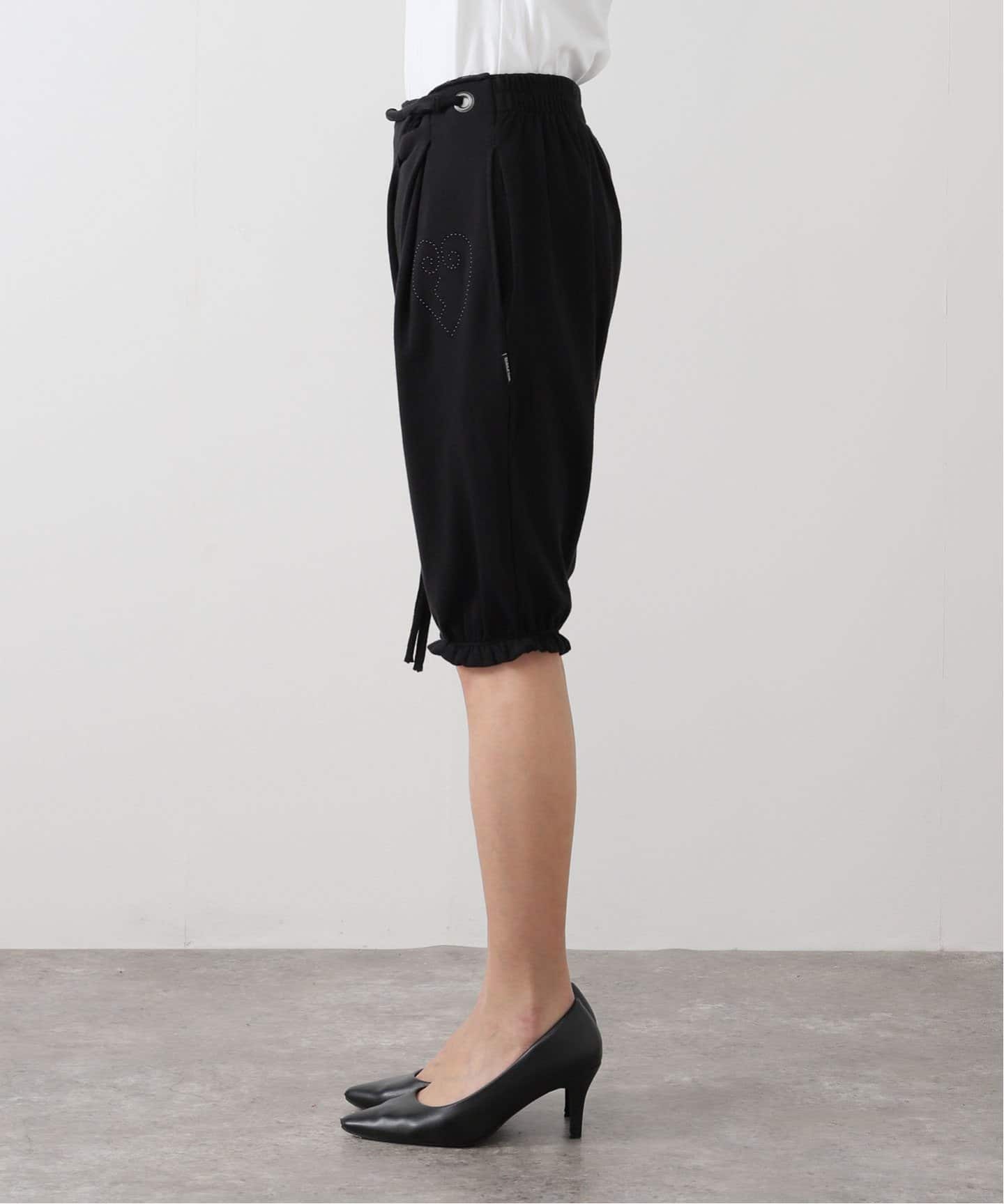 SCULPTOR(スカルプター) ブラックショートパンツ SCULPTOR(スカルプター) ショートパンツ(レディース) - 海外通販